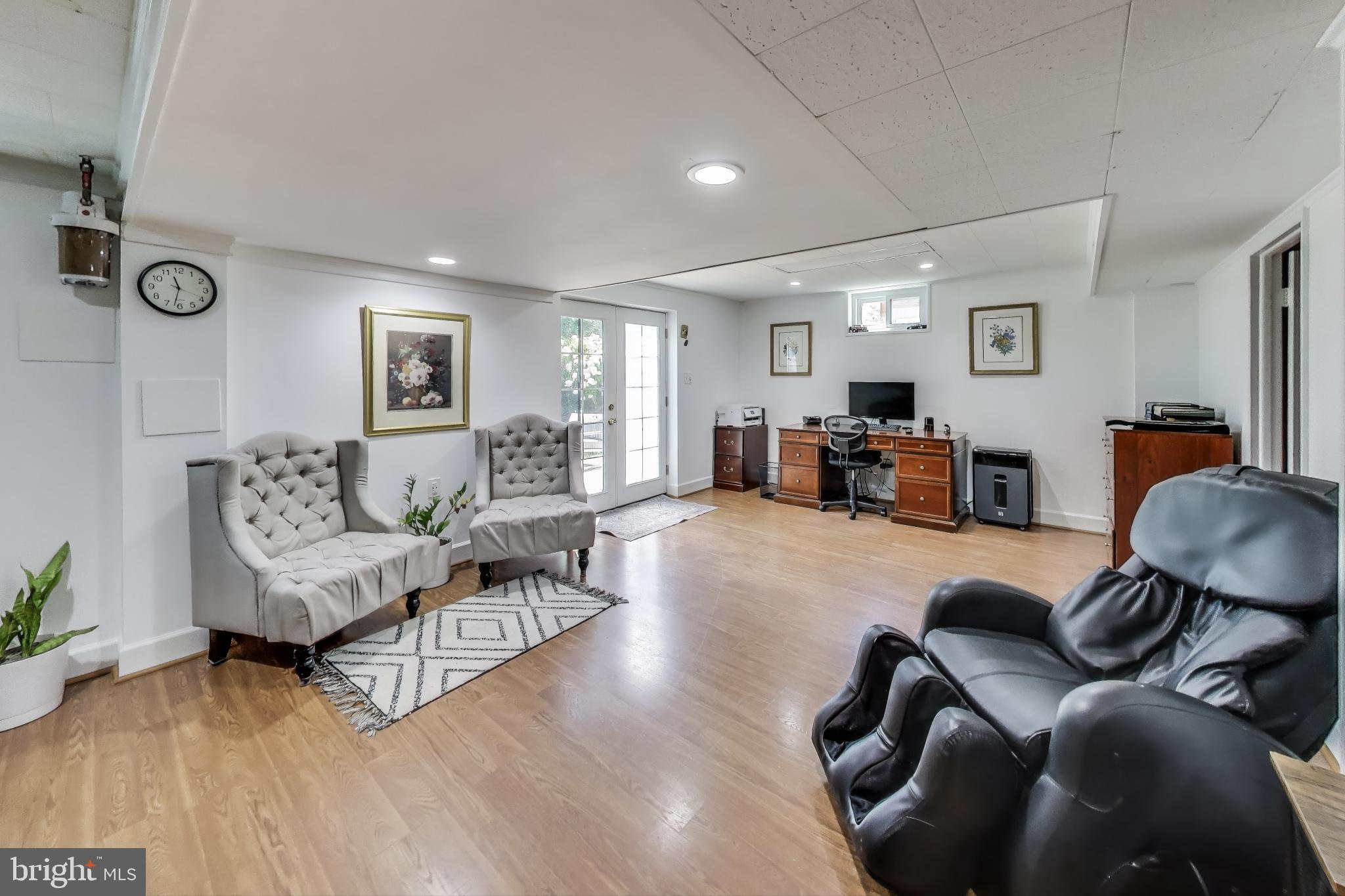 WHEATON WOODS - Residential