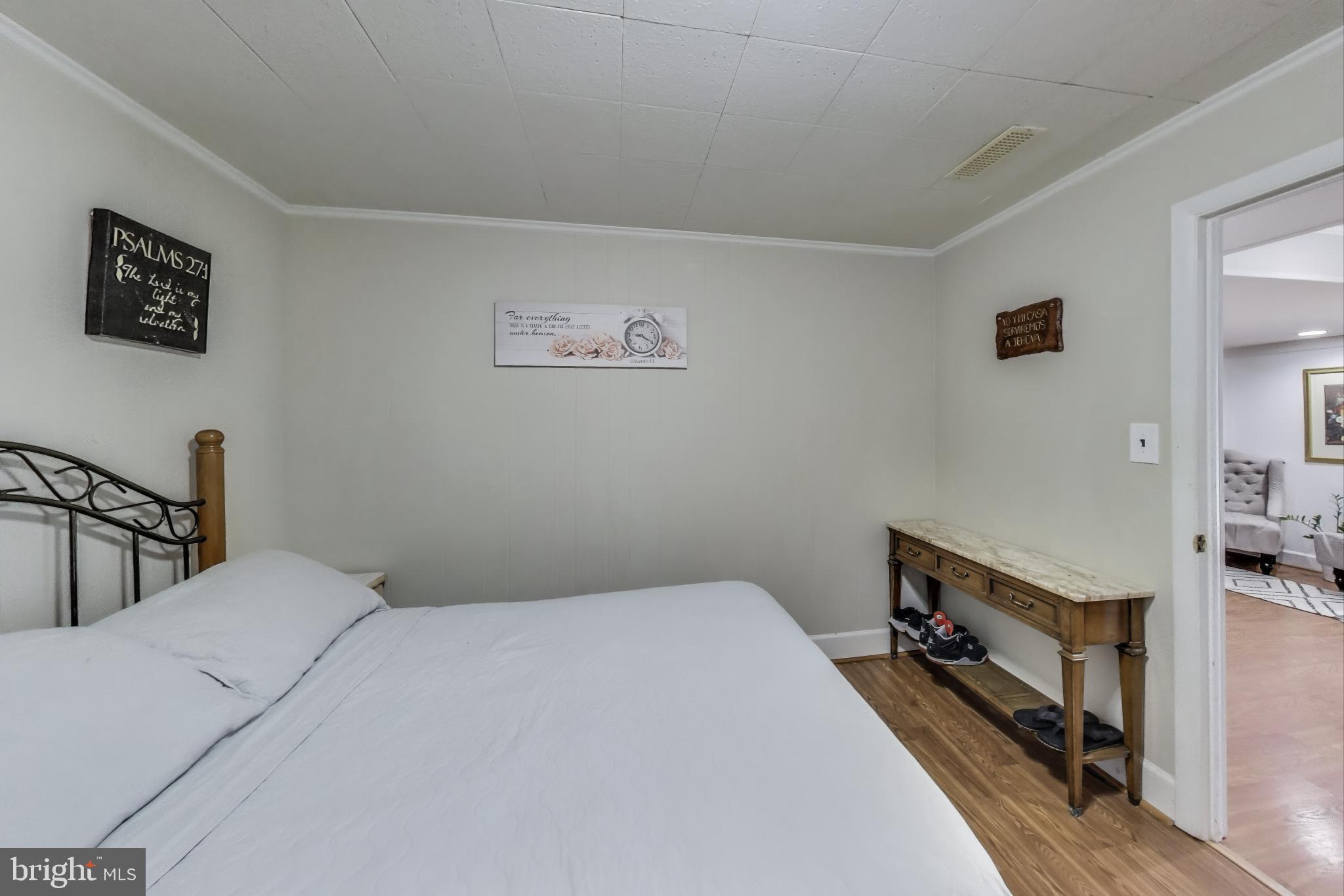 WHEATON WOODS - Residential