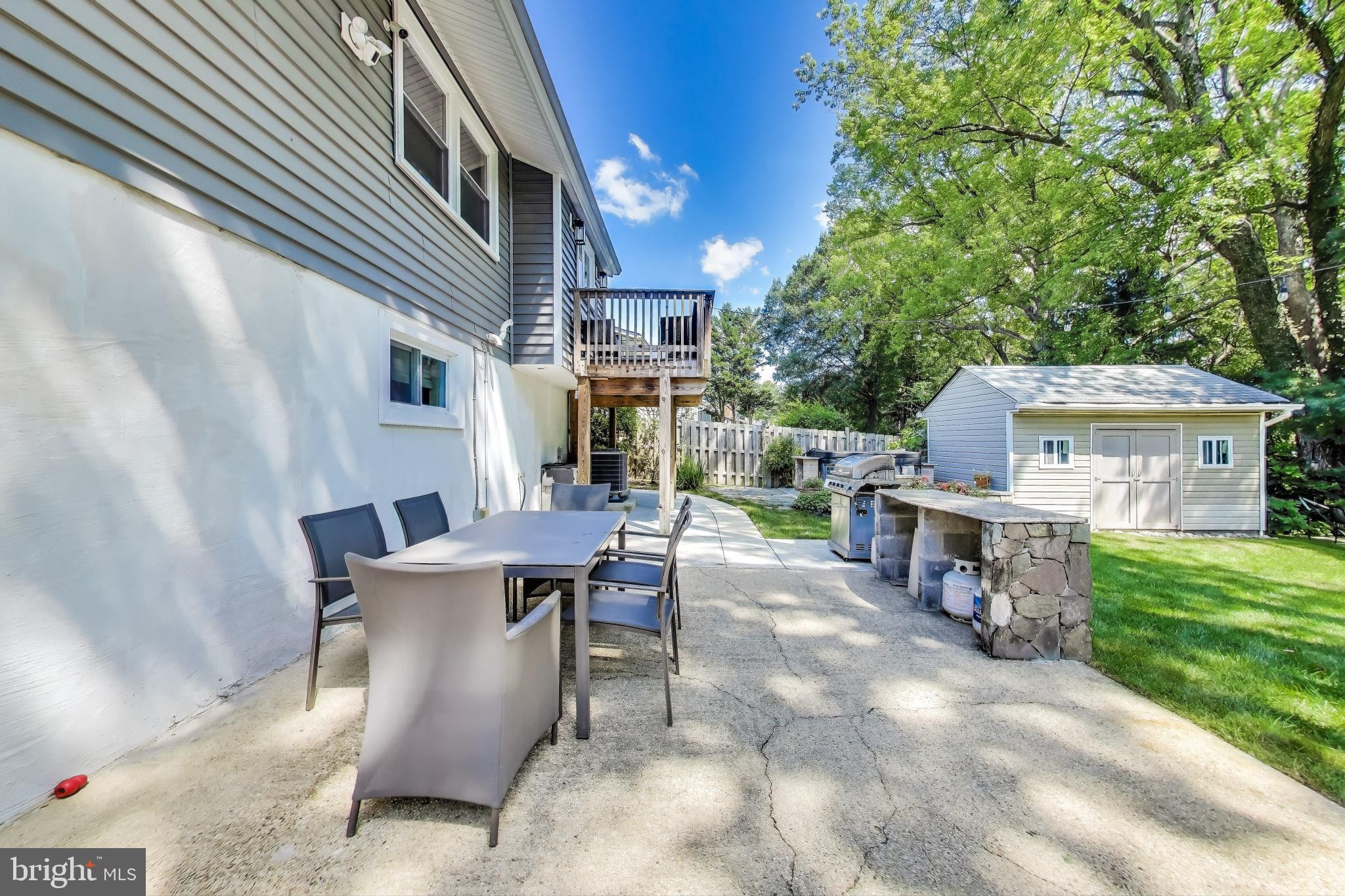 WHEATON WOODS - Residential