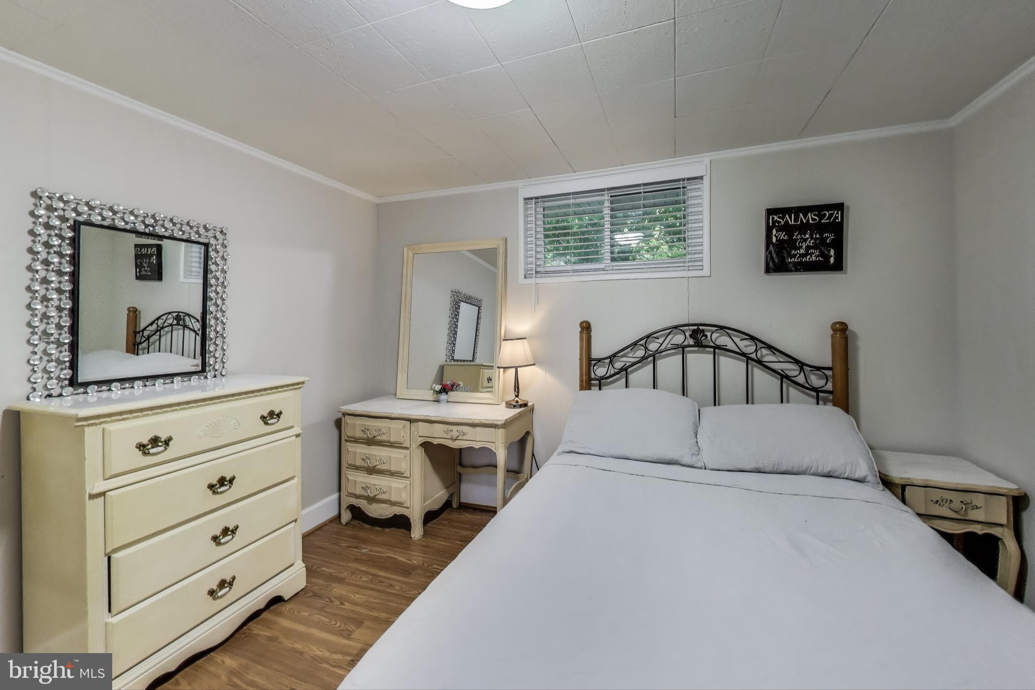 WHEATON WOODS - Residential