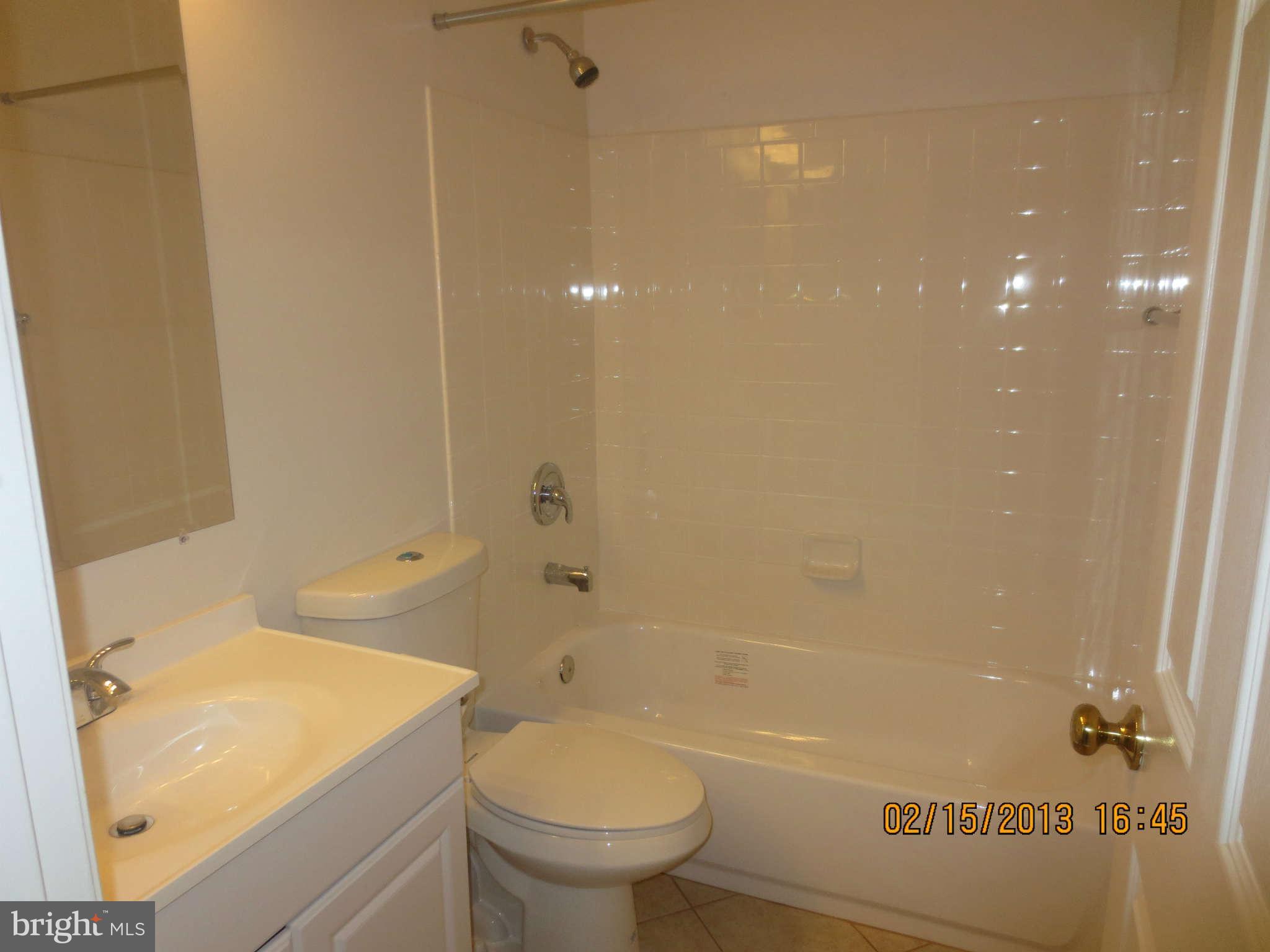 GREEN TRAILS - Residential Lease