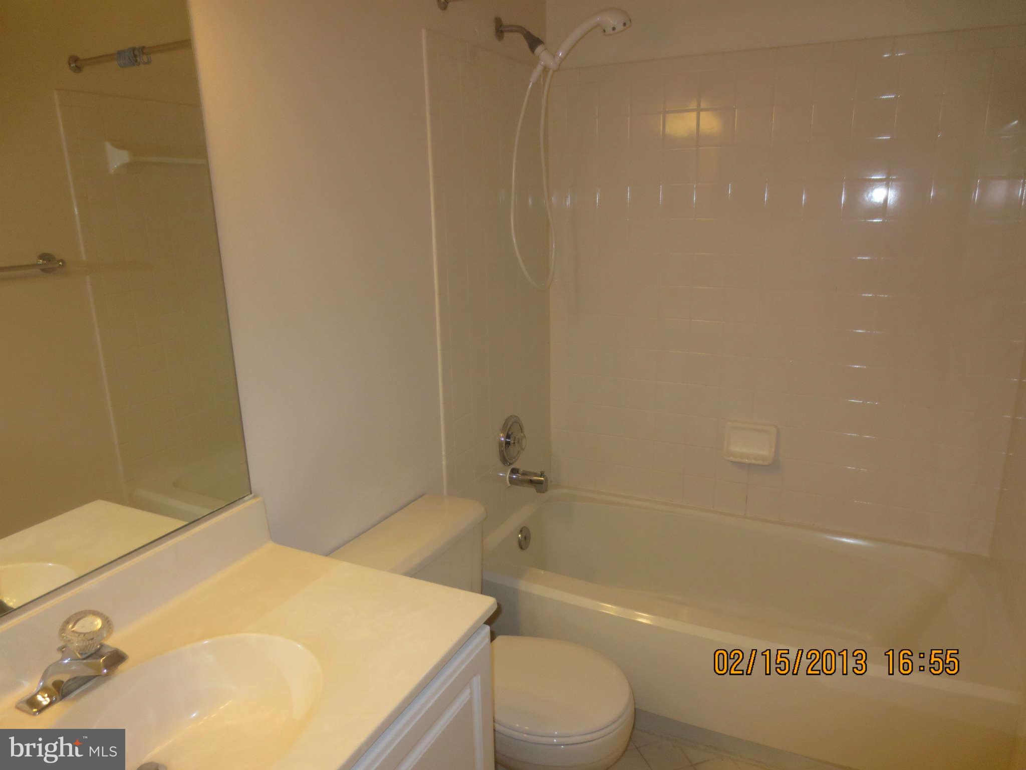 GREEN TRAILS - Residential Lease