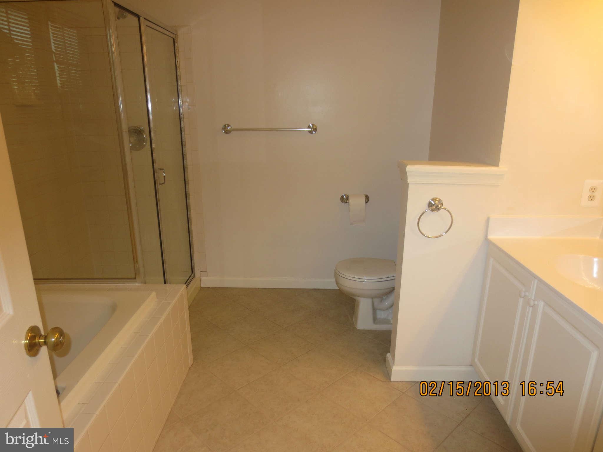 GREEN TRAILS - Residential Lease