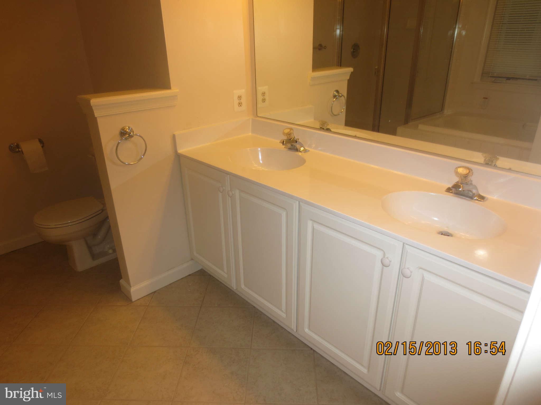 GREEN TRAILS - Residential Lease