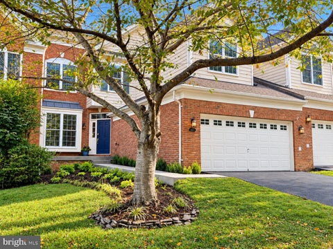 Photo of 5613 Solheim Cup Drive, HAYMARKET, VA 20169 (MLS # VAPW2132172)