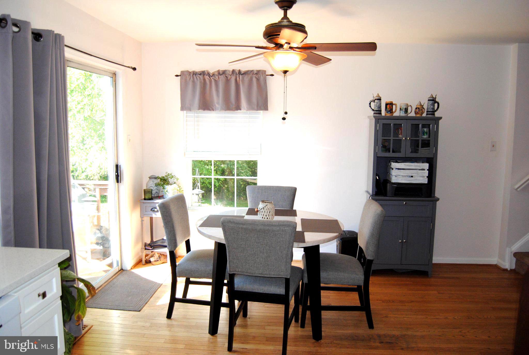WILLIAMSBURG COMS - Residential