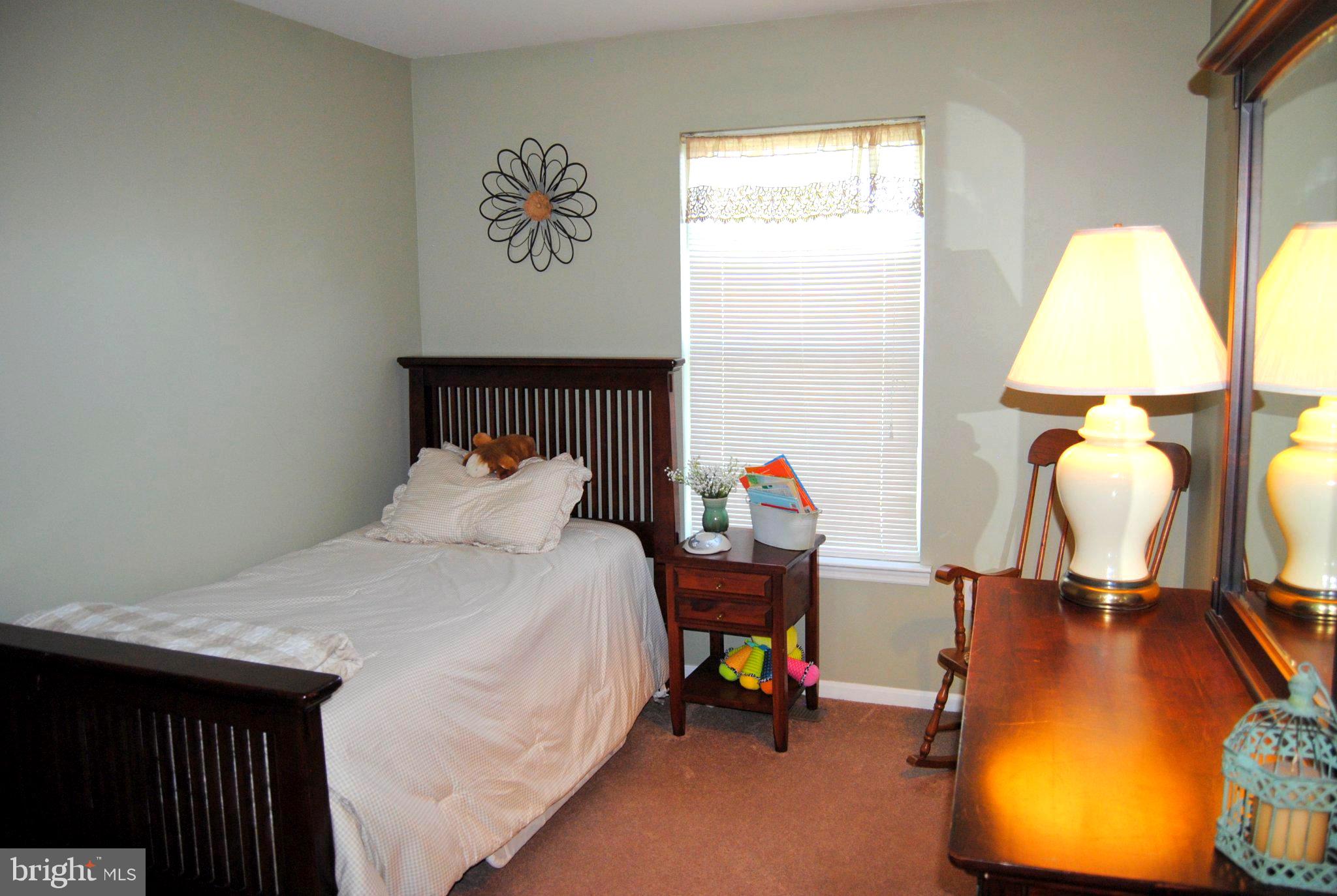 WILLIAMSBURG COMS - Residential