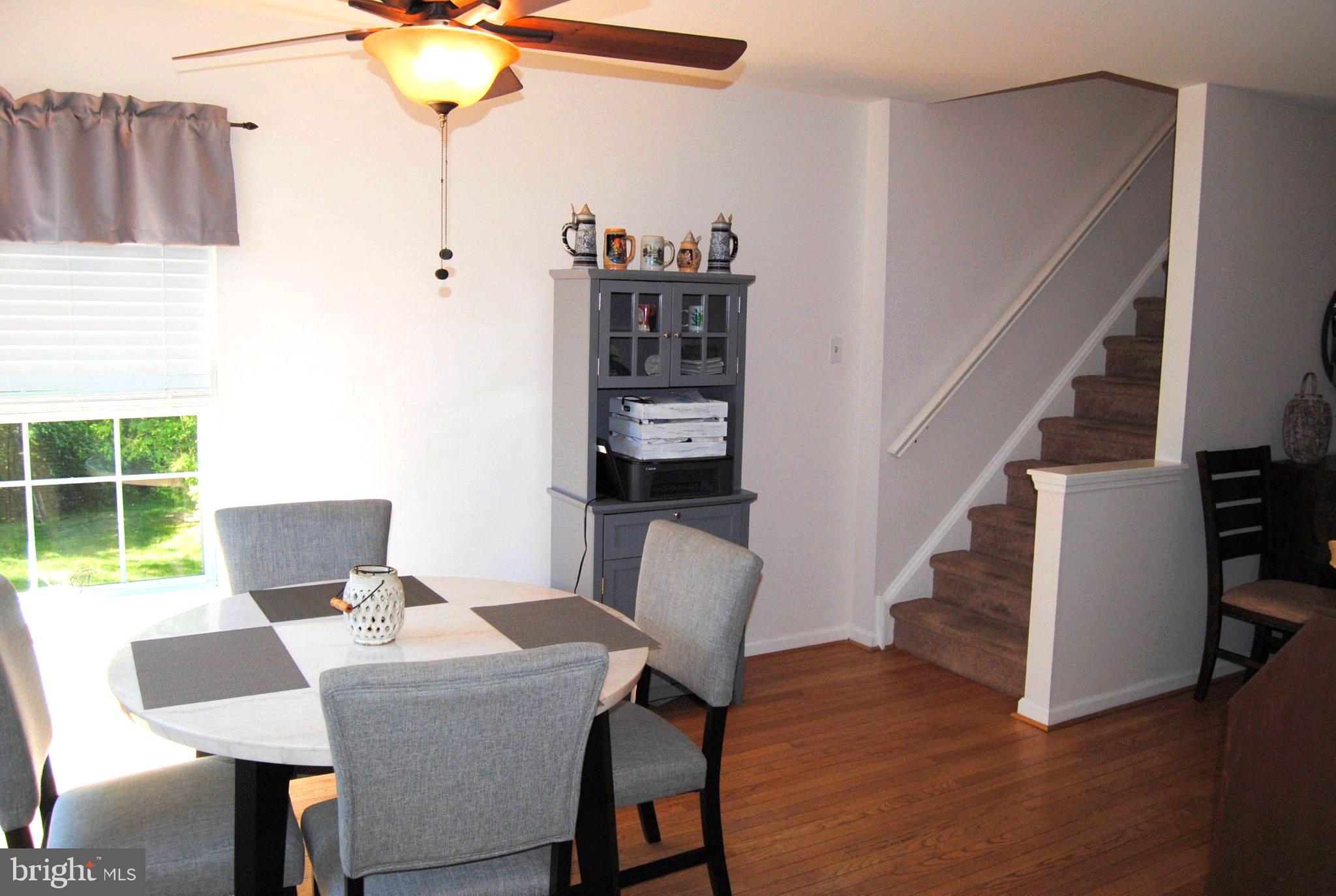 WILLIAMSBURG COMS - Residential