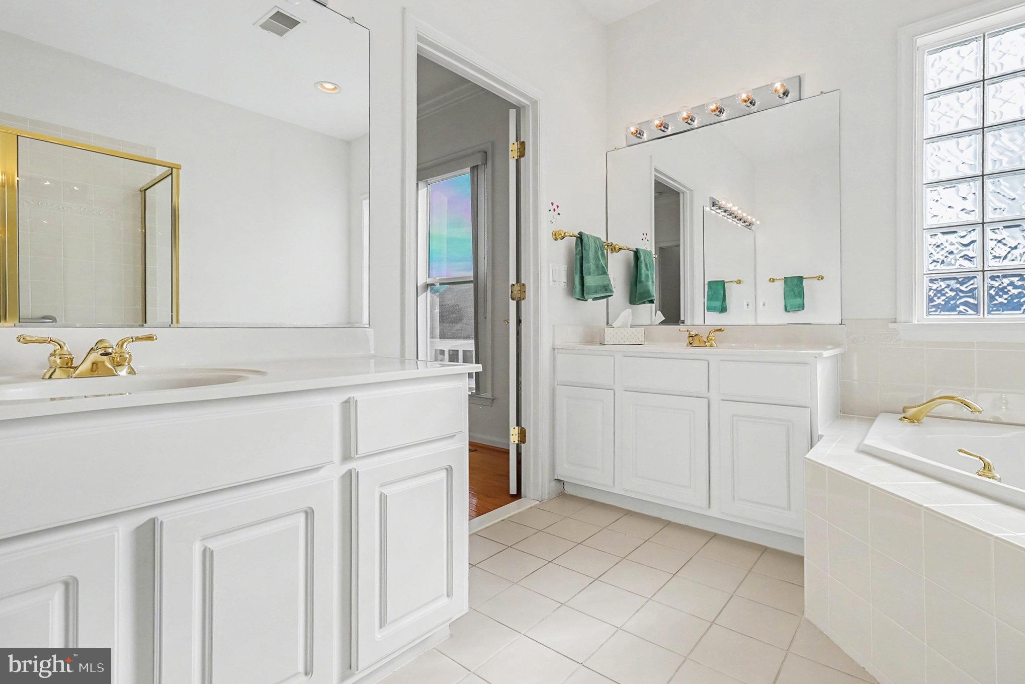 FALLS RUN - Residential