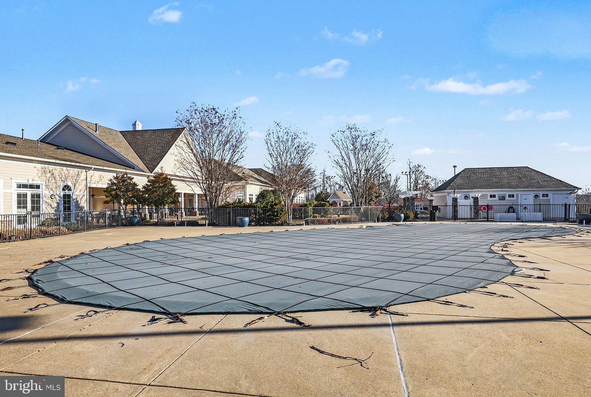 FALLS RUN - Residential