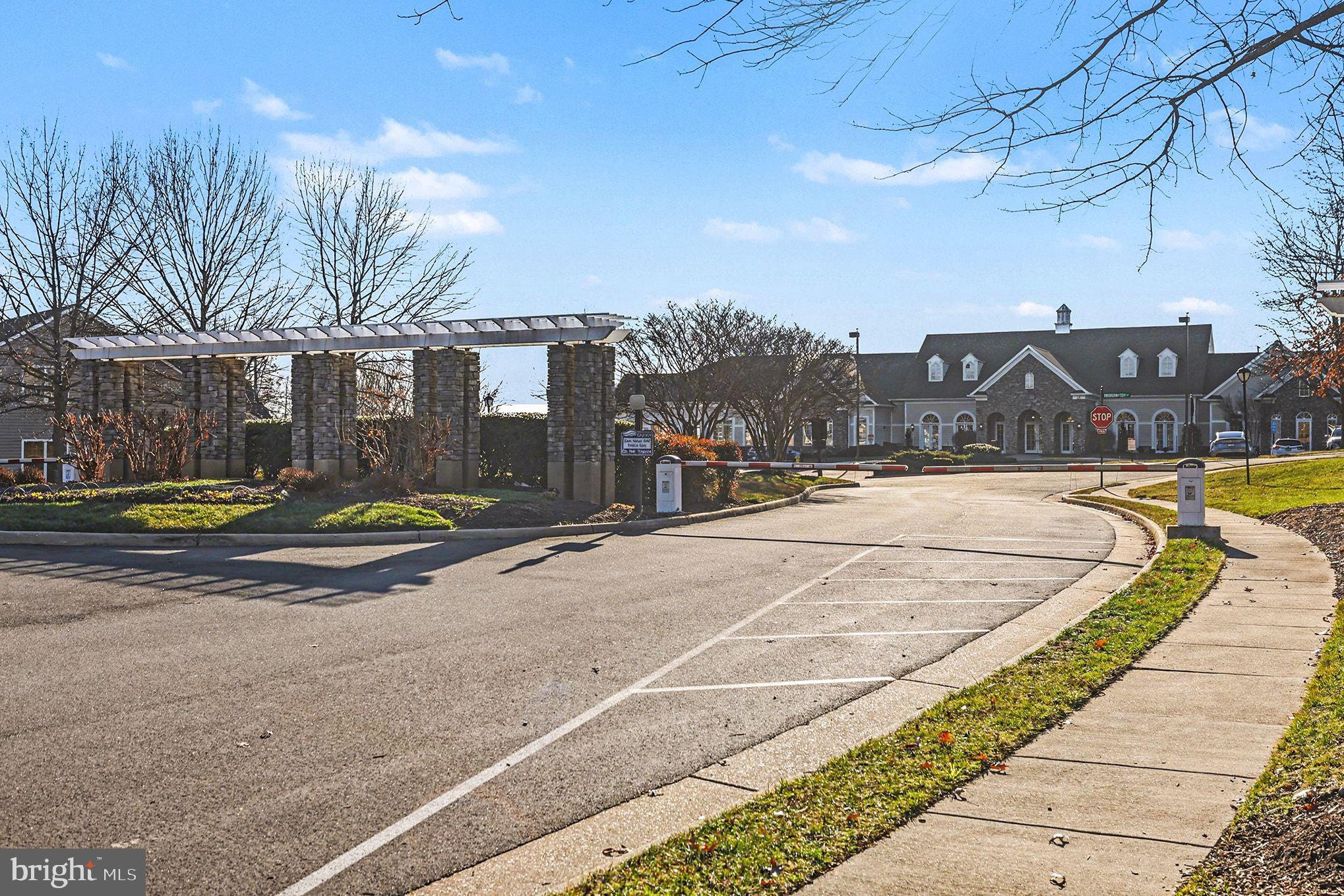 FALLS RUN - Residential