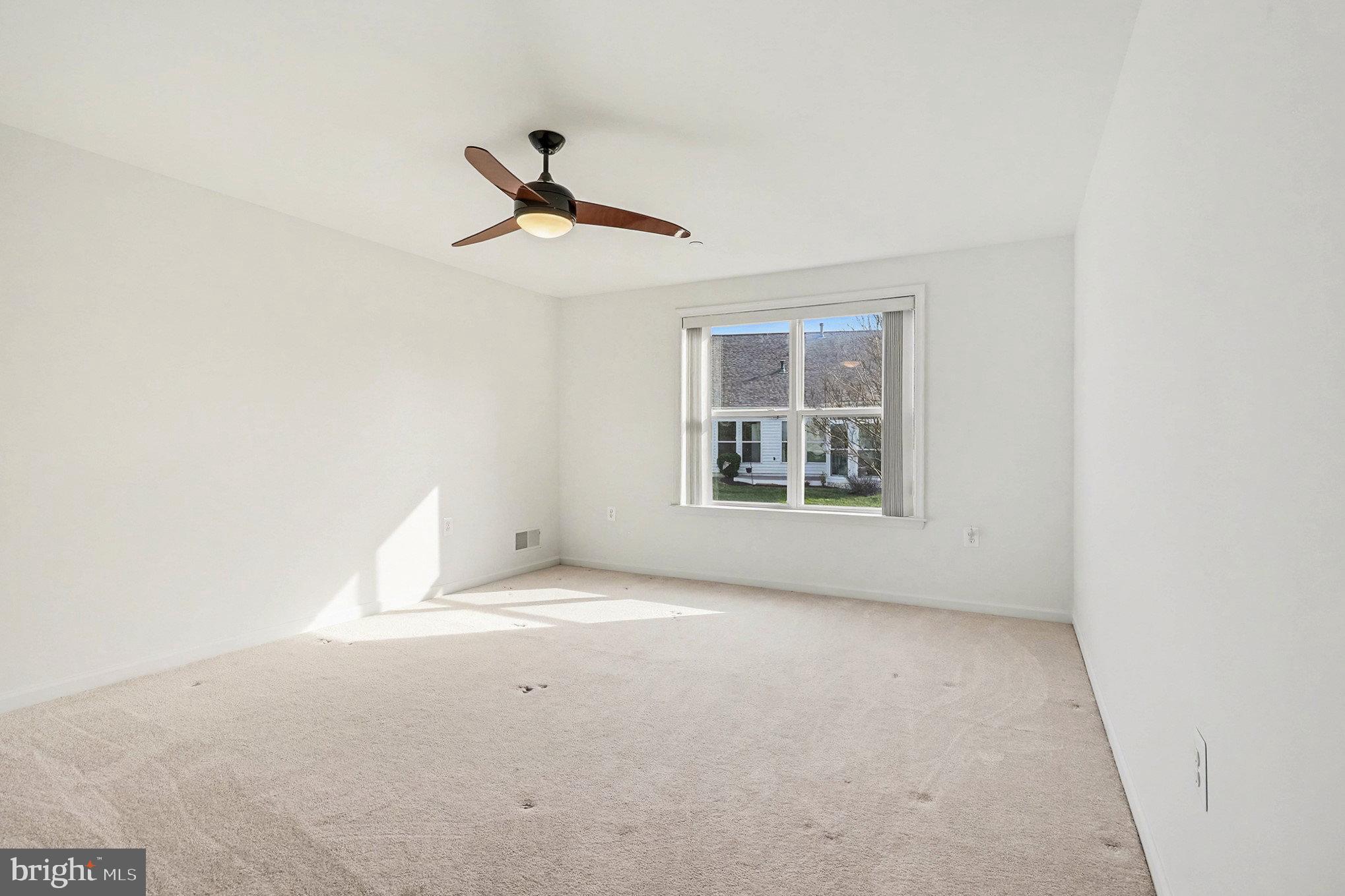 FALLS RUN - Residential