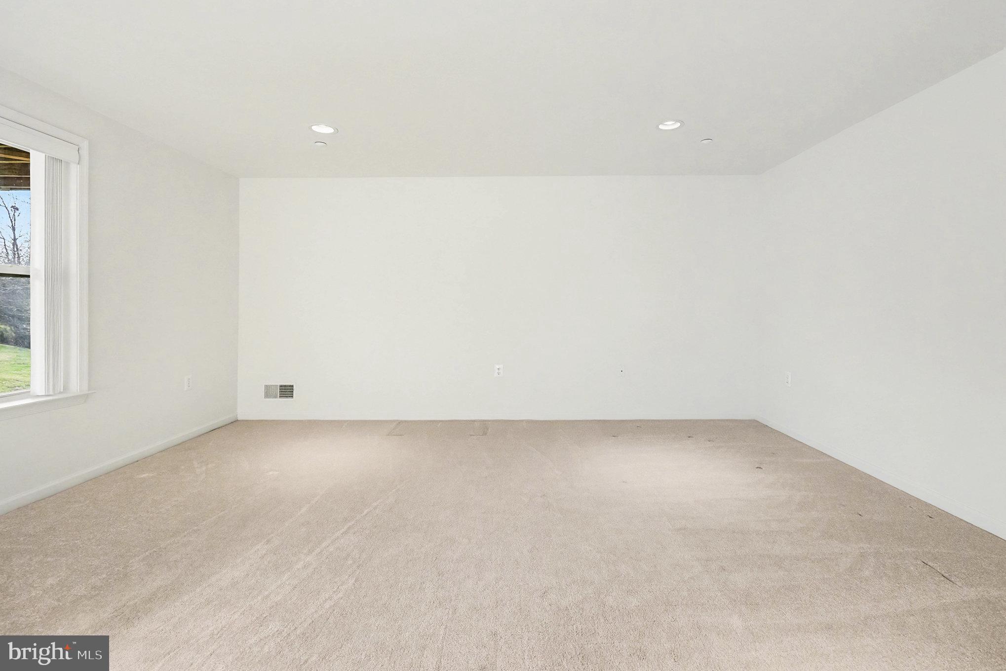 FALLS RUN - Residential