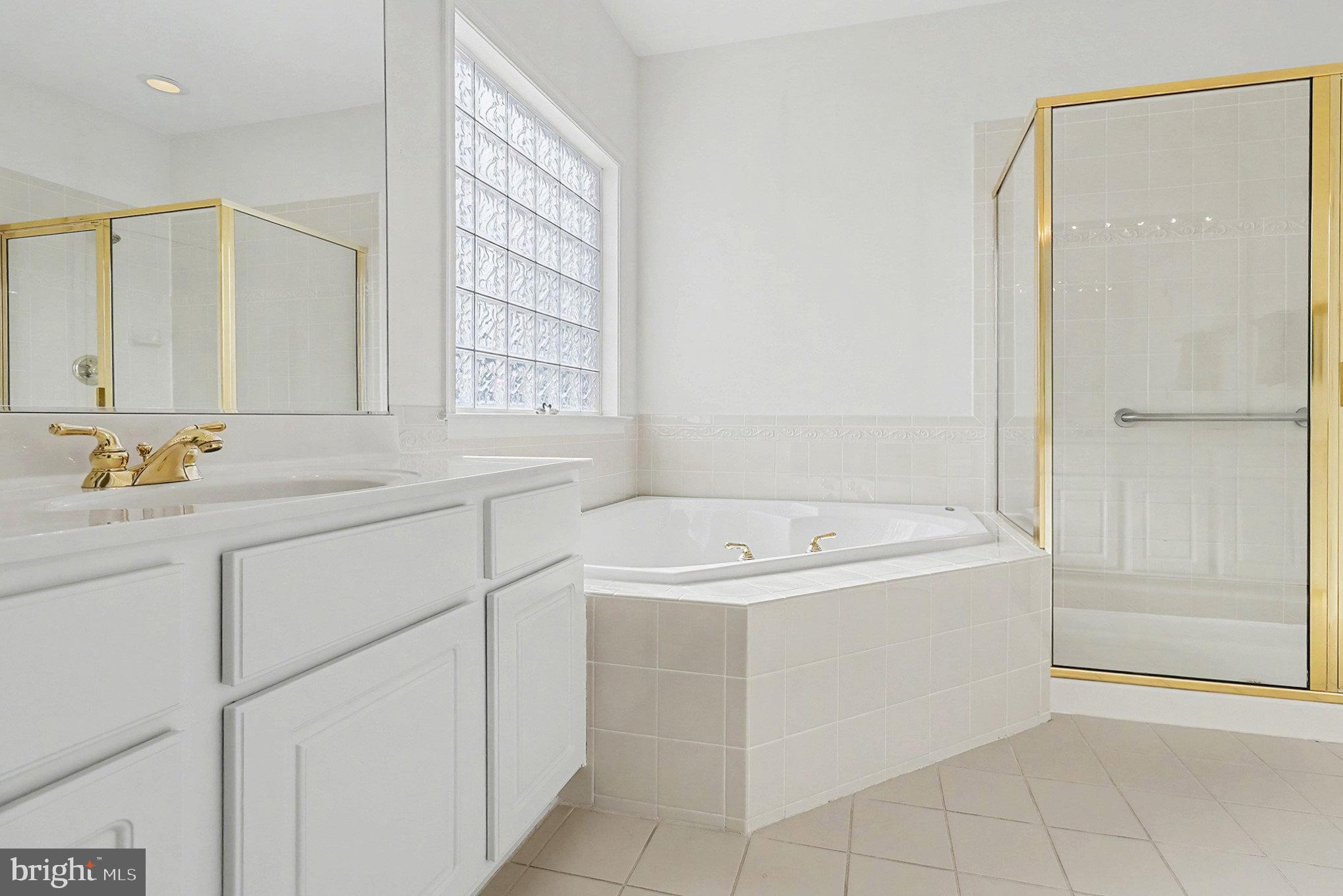 FALLS RUN - Residential