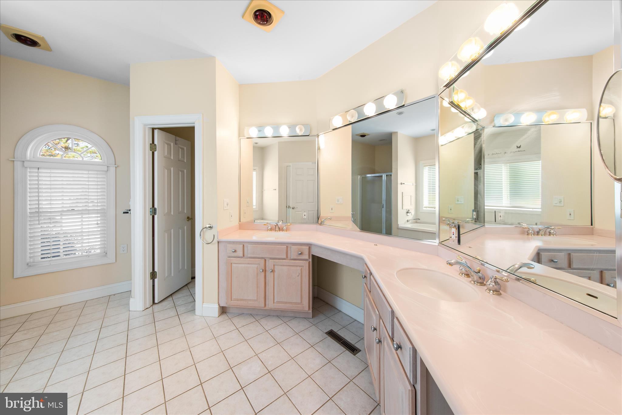 REHOBOTH BEACH YACHT AND CC - Residential