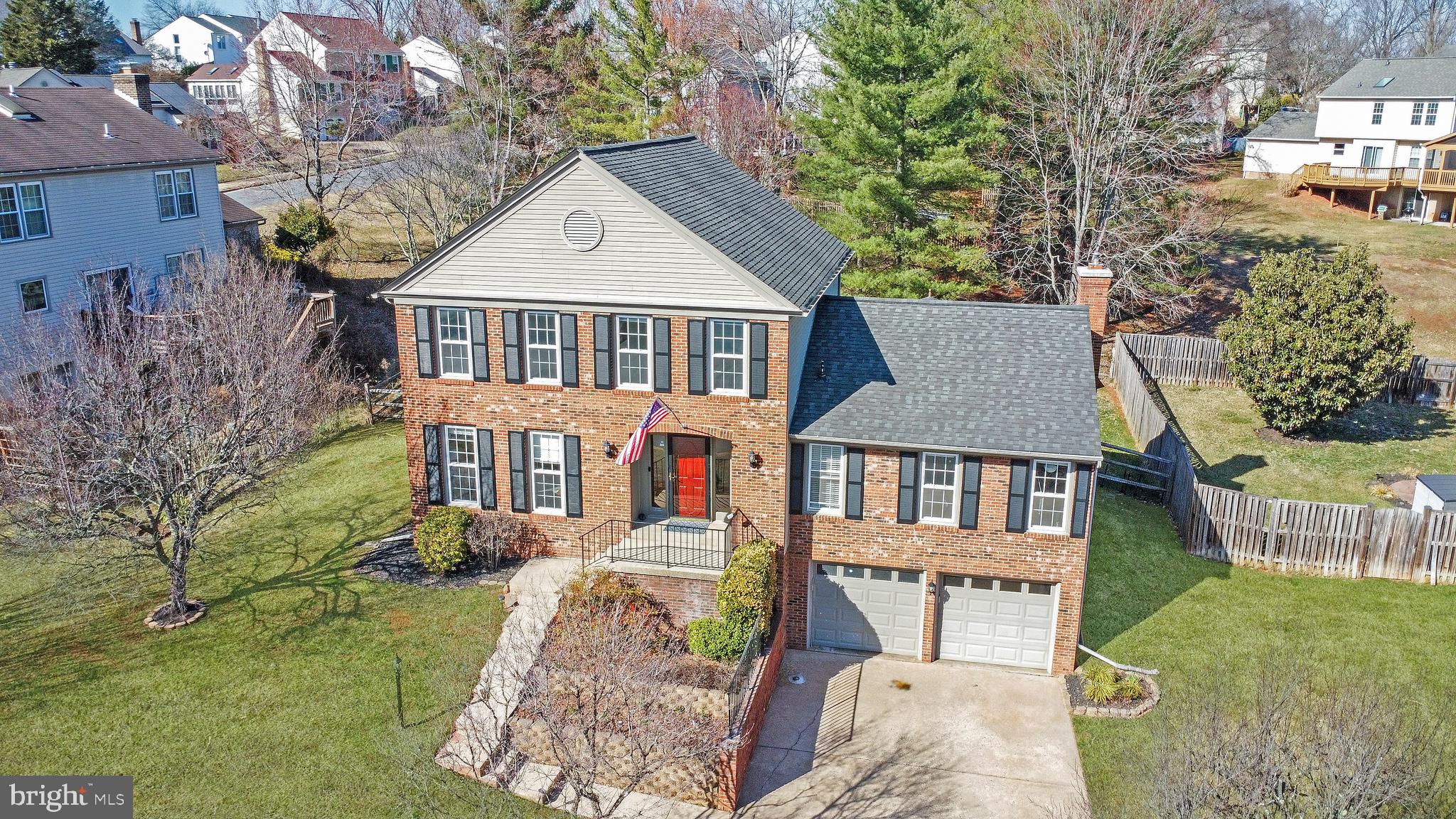 ENVIRONS/GLEN HEATHER - Residential