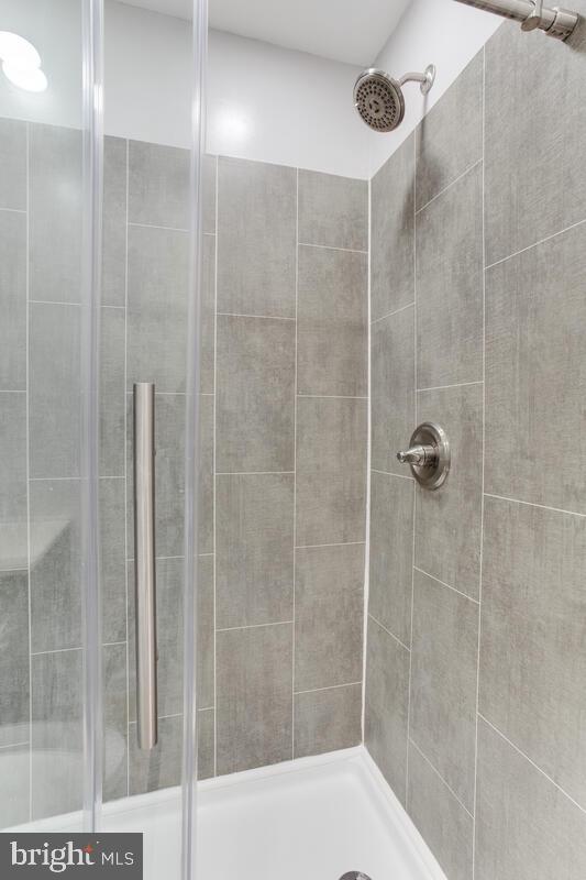 DORCHESTER - ST. CHARLES - Residential