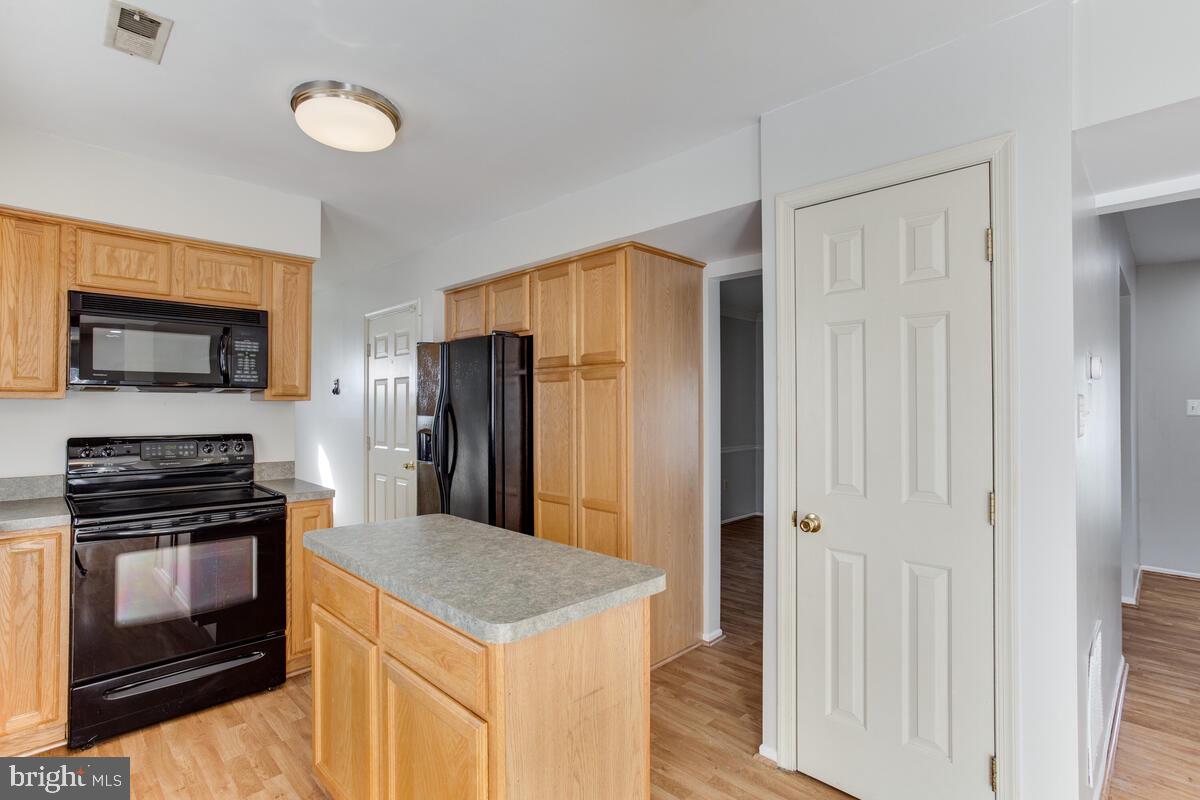 DORCHESTER - ST. CHARLES - Residential