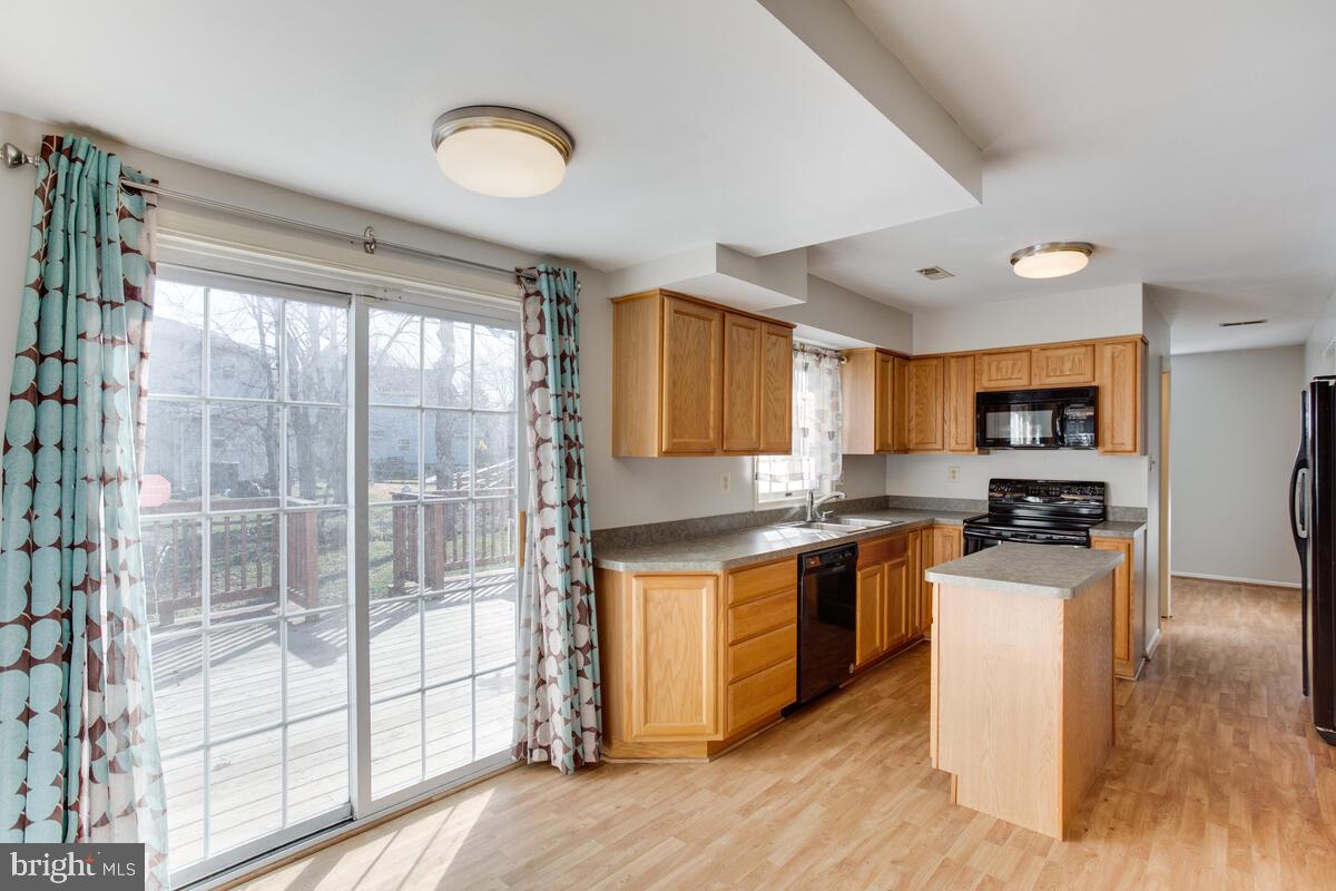 DORCHESTER - ST. CHARLES - Residential