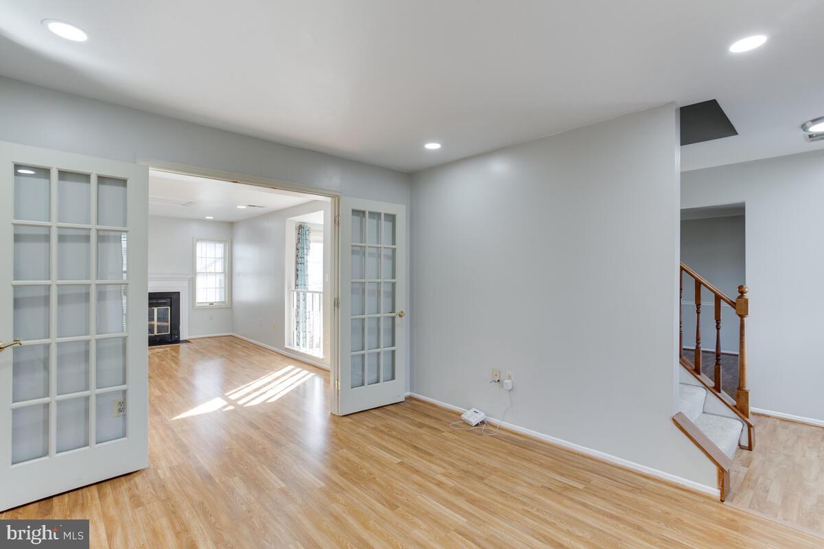 DORCHESTER - ST. CHARLES - Residential