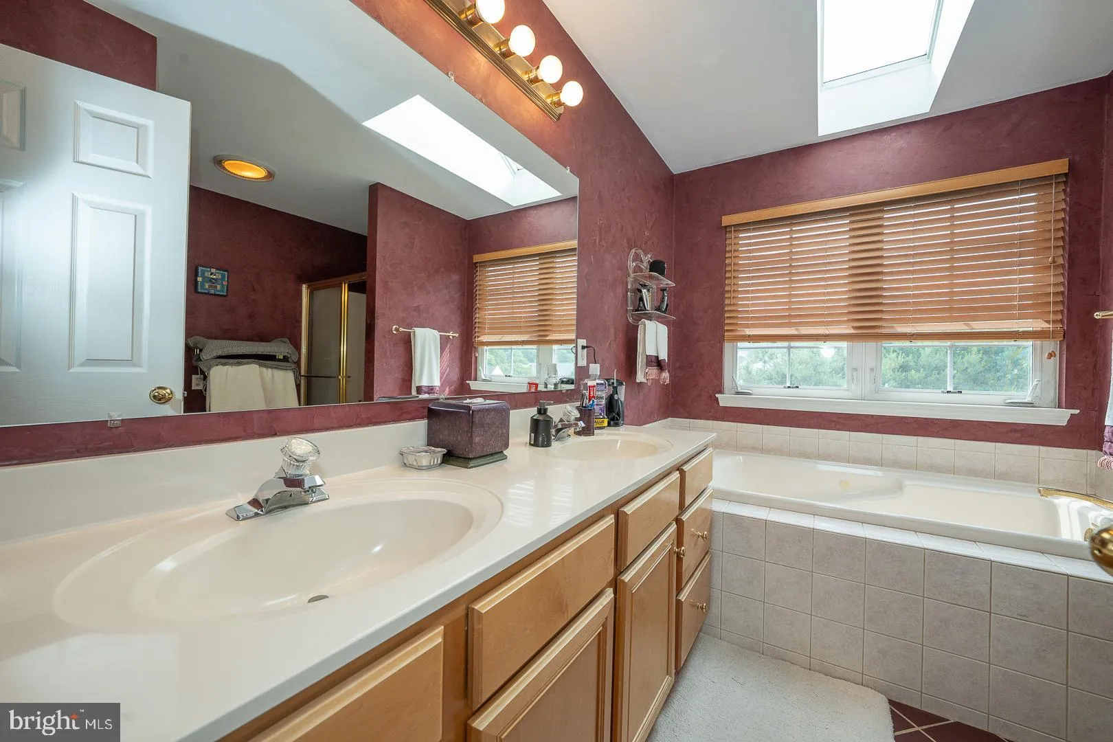 Morgantown, Pennsylvania 19543, United States, 4 Bedrooms Bedrooms, ,3 BathroomsBathrooms,Residential,Contingent,151691