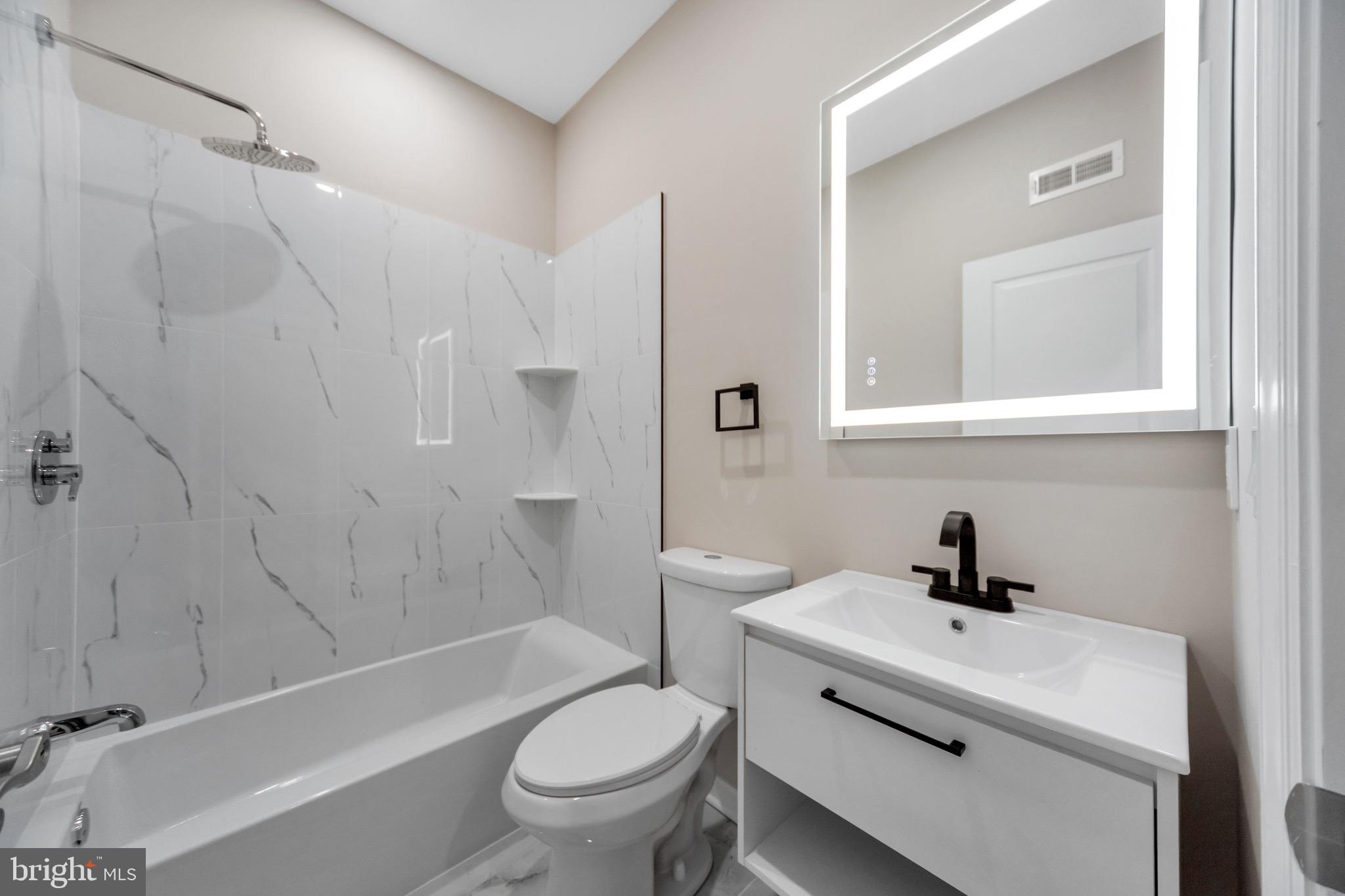 WALNUT HILL - Residential