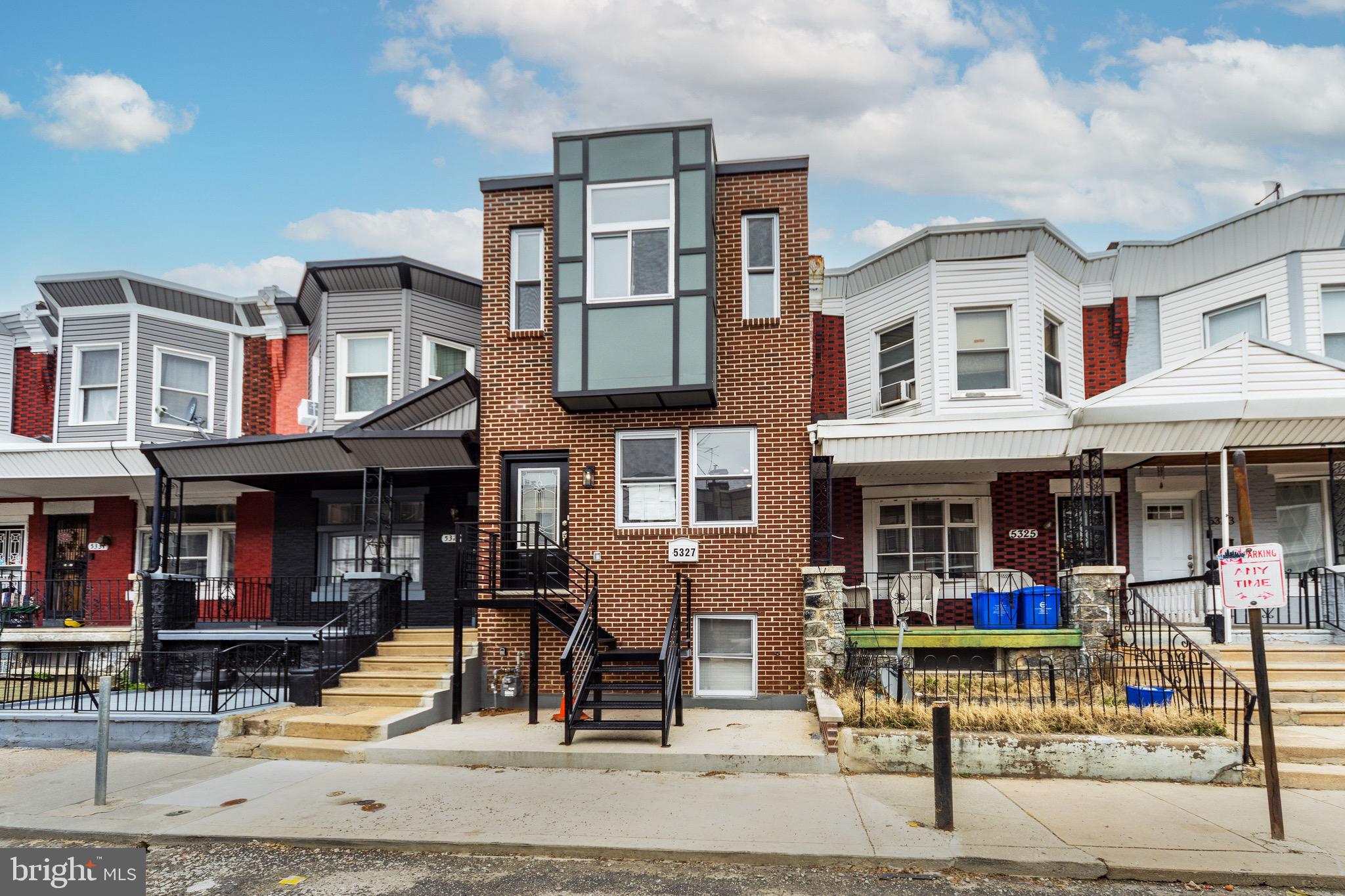 WALNUT HILL - Residential