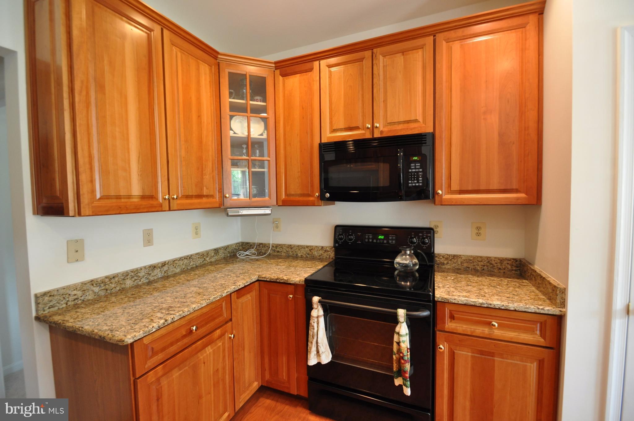 HOPEWELL POINTE - Residential