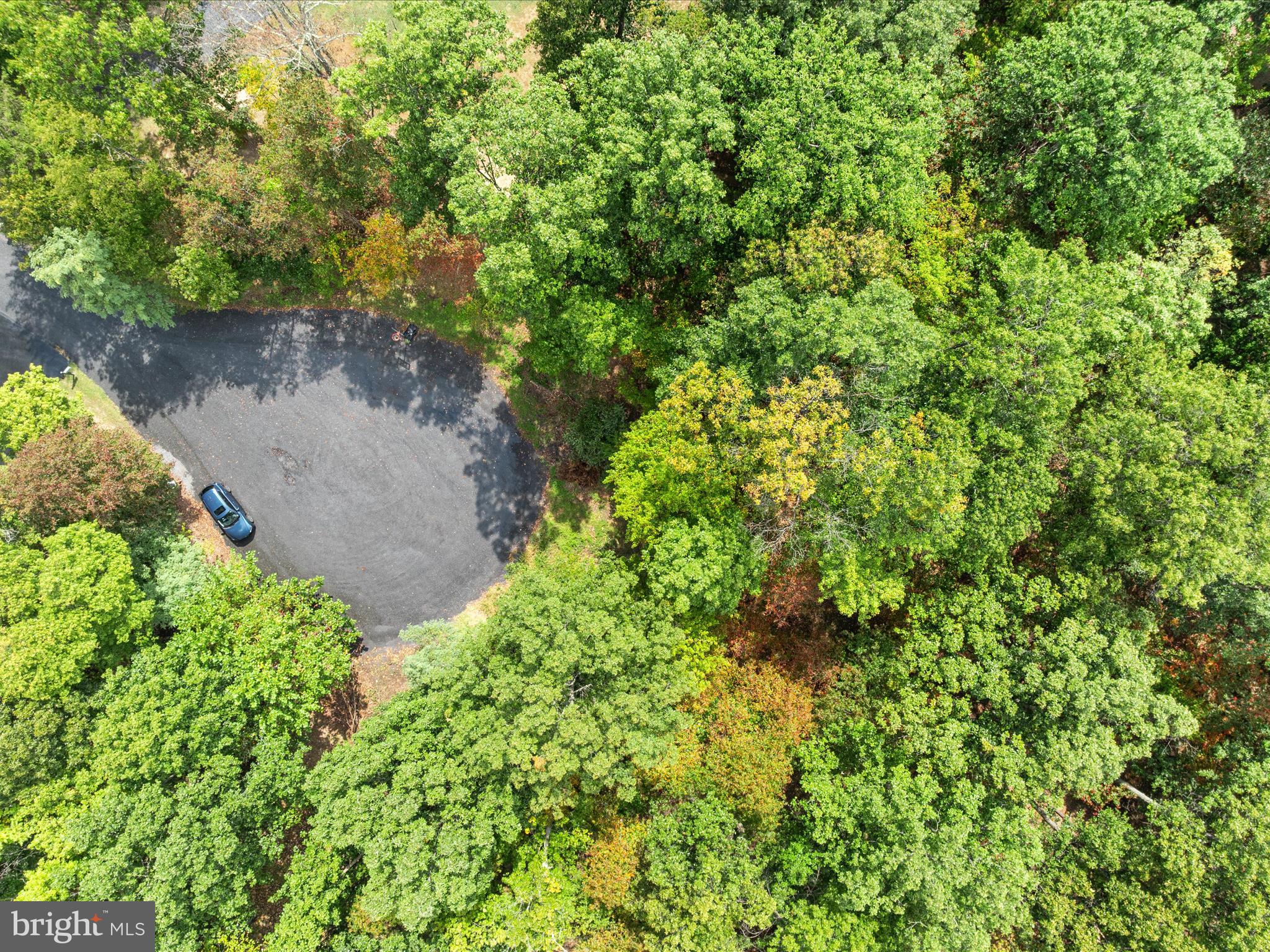 ROUND TOP ESTATES - Land