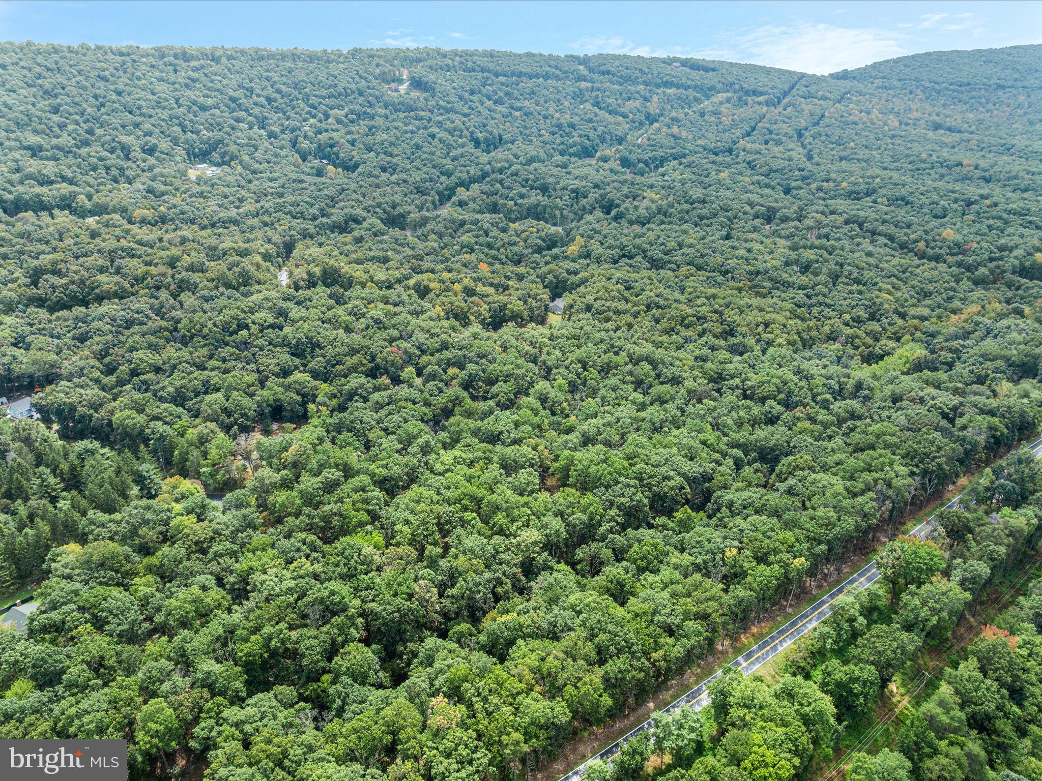 ROUND TOP ESTATES - Land