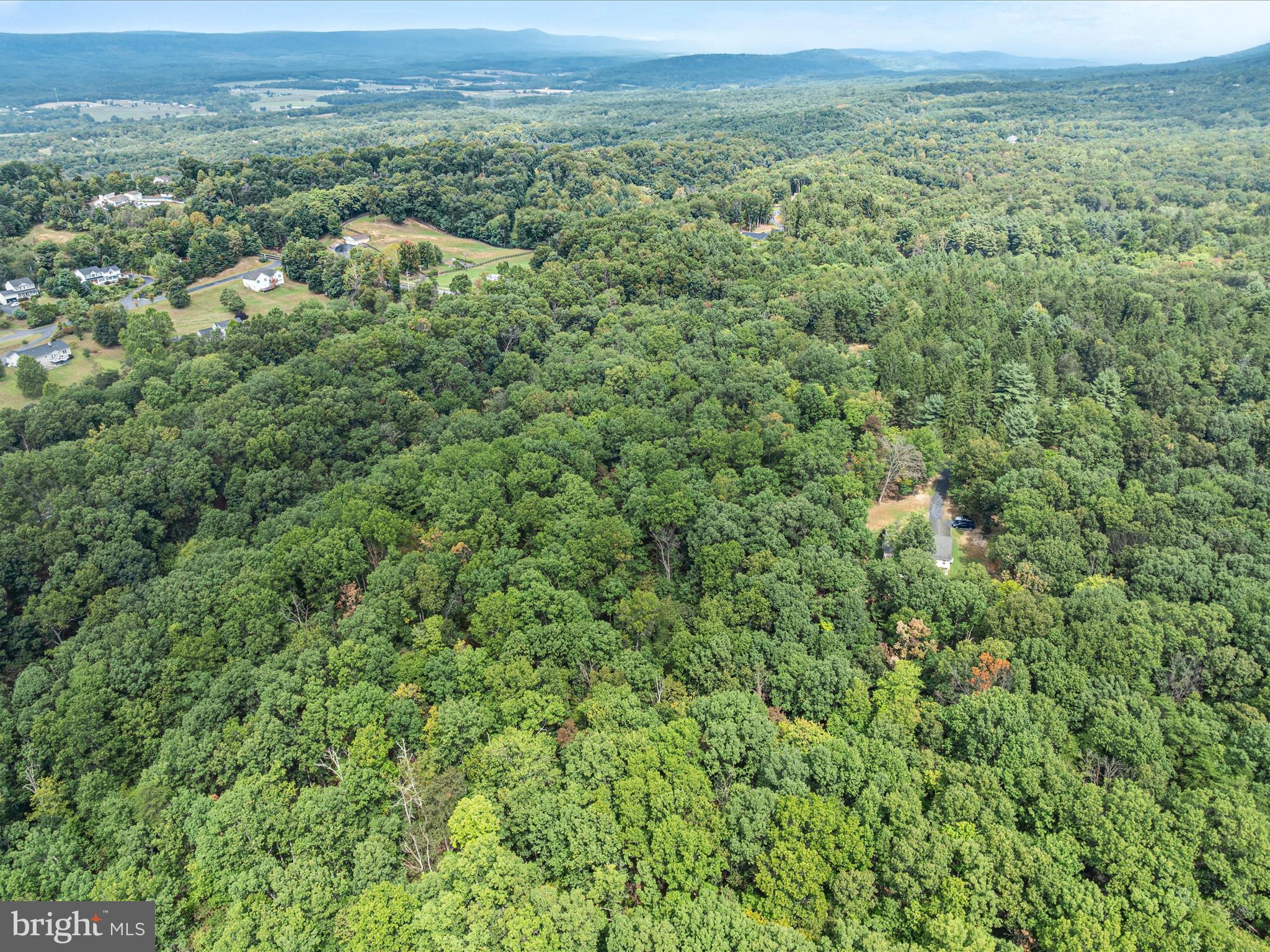 ROUND TOP ESTATES - Land