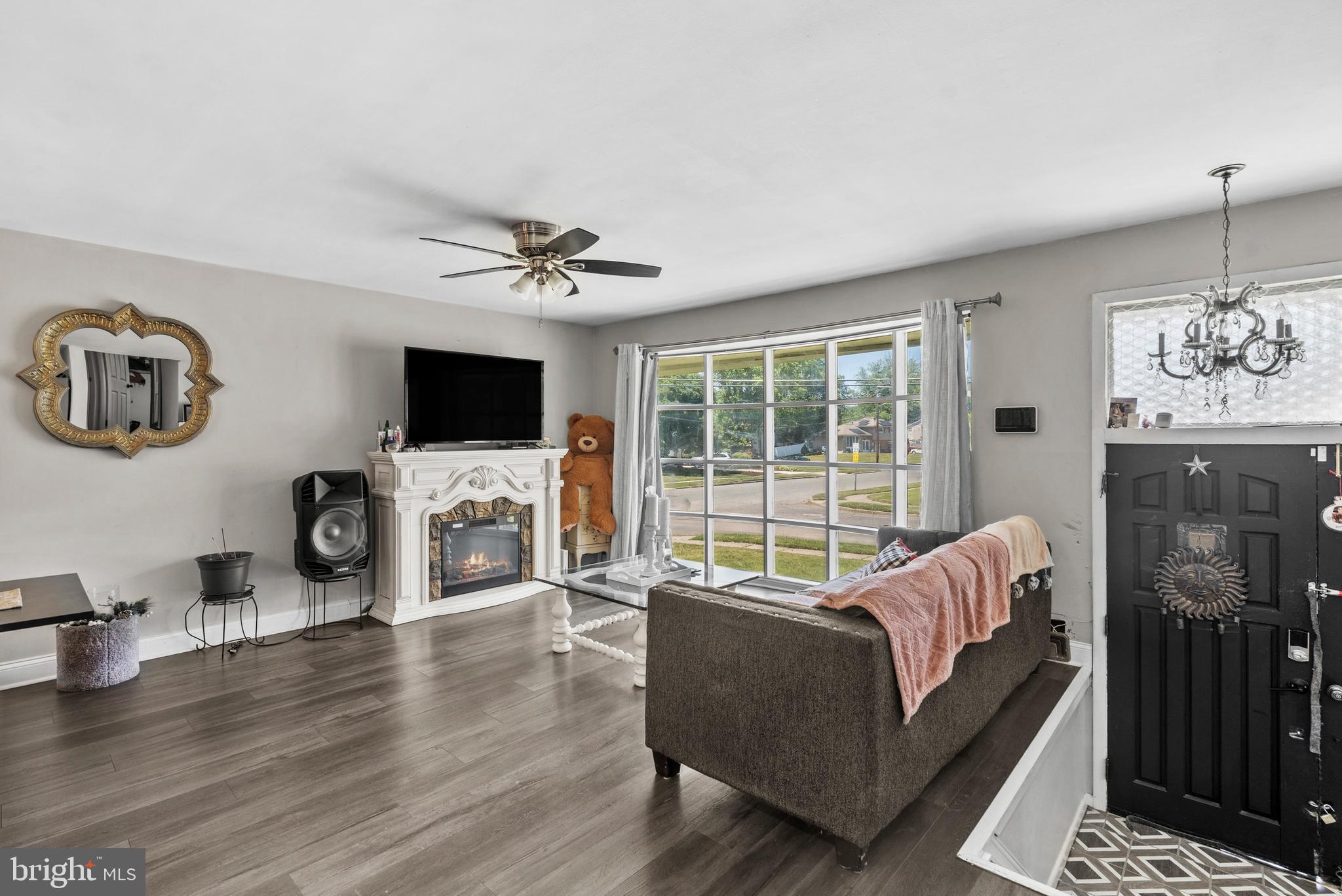 1000 PROSPECT LANE