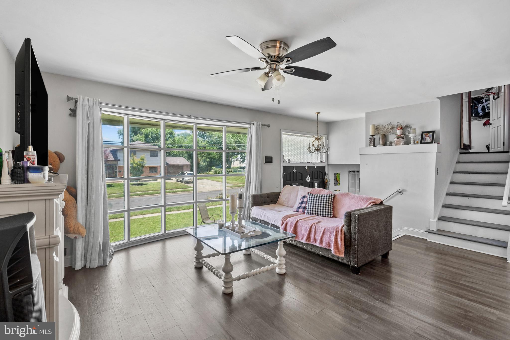 1000 PROSPECT LANE