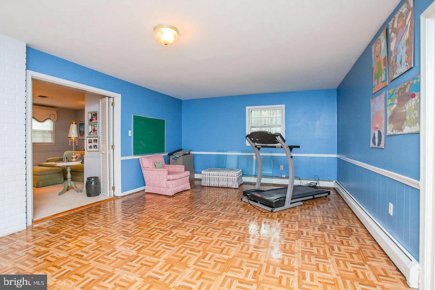 MC LEAN HAMLET - Residential Lease