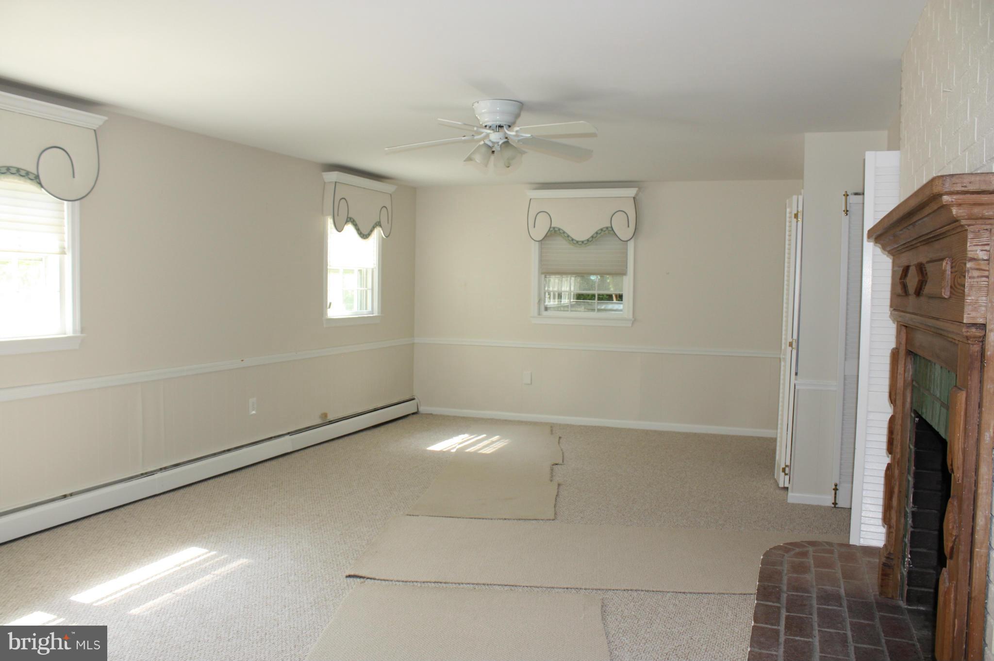 MC LEAN HAMLET - Residential Lease