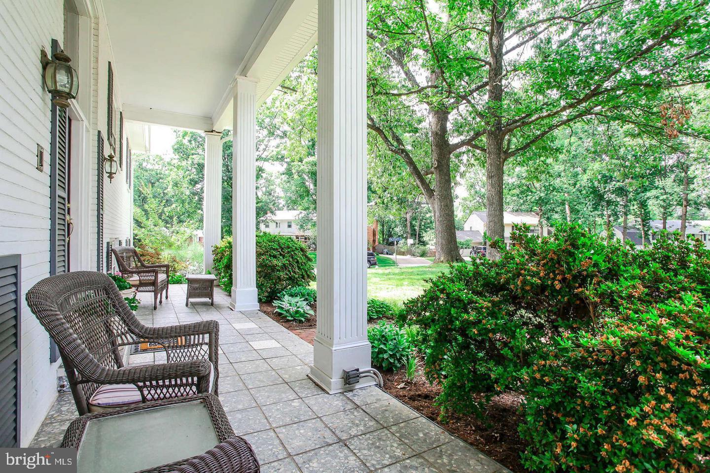 MC LEAN HAMLET - Residential Lease