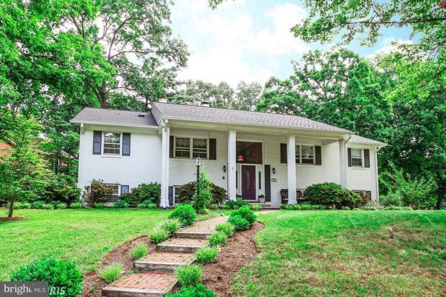 MCLEAN HAMLET is an amazing family friendly neighborhood with a community pool/tennis club,  sidewalks & street lights, tot lots & many parks!  Walk to Spring Hill Elem, Community Center and many sporting fields.  This Immaculate home offers a 2 car garage, 3 fireplaces, hardwoods, gourmet kitchen,  lower level bonus room with a sun porch!   Best Location..... within the Langley High School Pyramid,  a short distance to all major transportation arteries,  the Silver line metro,  downtown DC  &  all that Tysons Corner  has to offer!! Pets are case by case,  long term lease preferred.  If interested in joining the neighborhood Pool/Tennis tenants may apply.