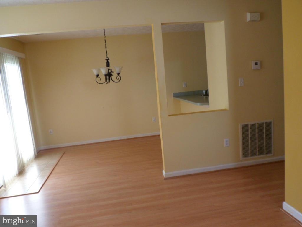 HICKORY HILLS - Residential Lease