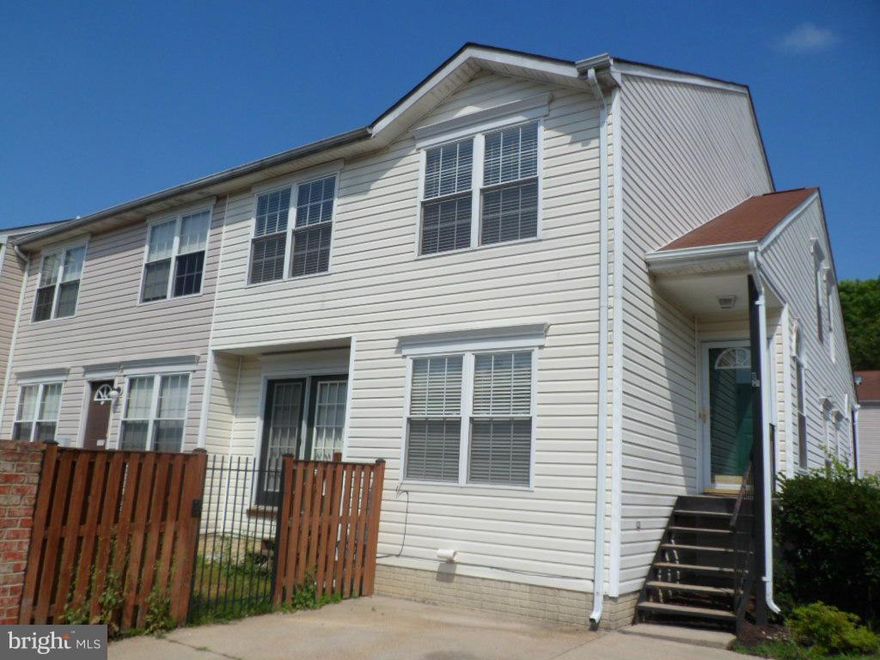 Charming end unit townhome conveniently located to Pax River, schools, and shopping.  Very spacious with 3 bedrooms, 2 full baths, plus a powder room.  Lots of storage with a full unimproved basement.  Fenced in yard.