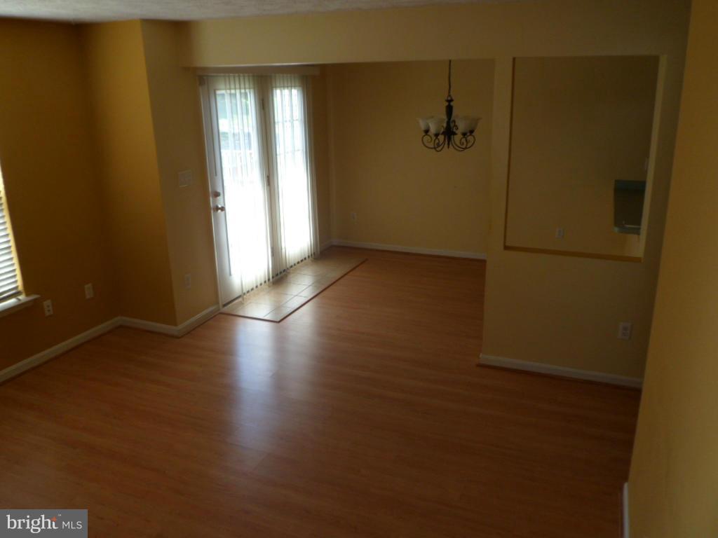 HICKORY HILLS - Residential Lease