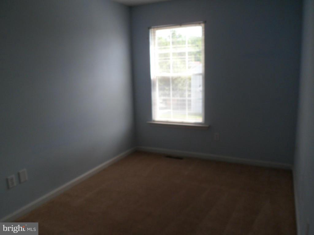 HICKORY HILLS - Residential Lease