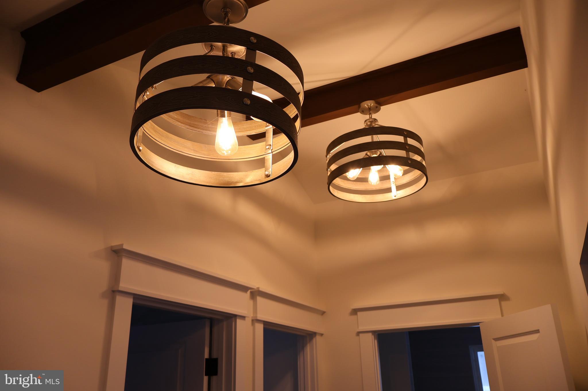 BLUE MOUNTAIN - Residential