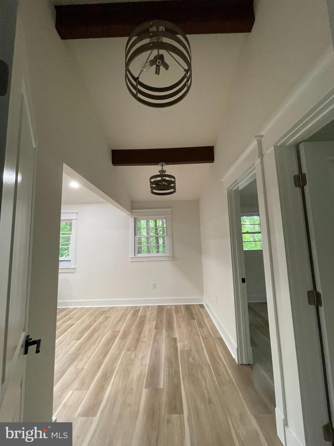 BLUE MOUNTAIN - Residential