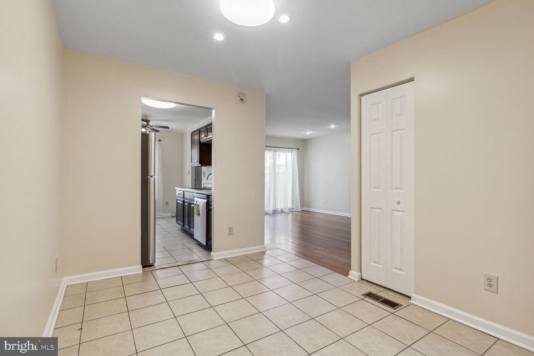 CLUBSIDE - Residential