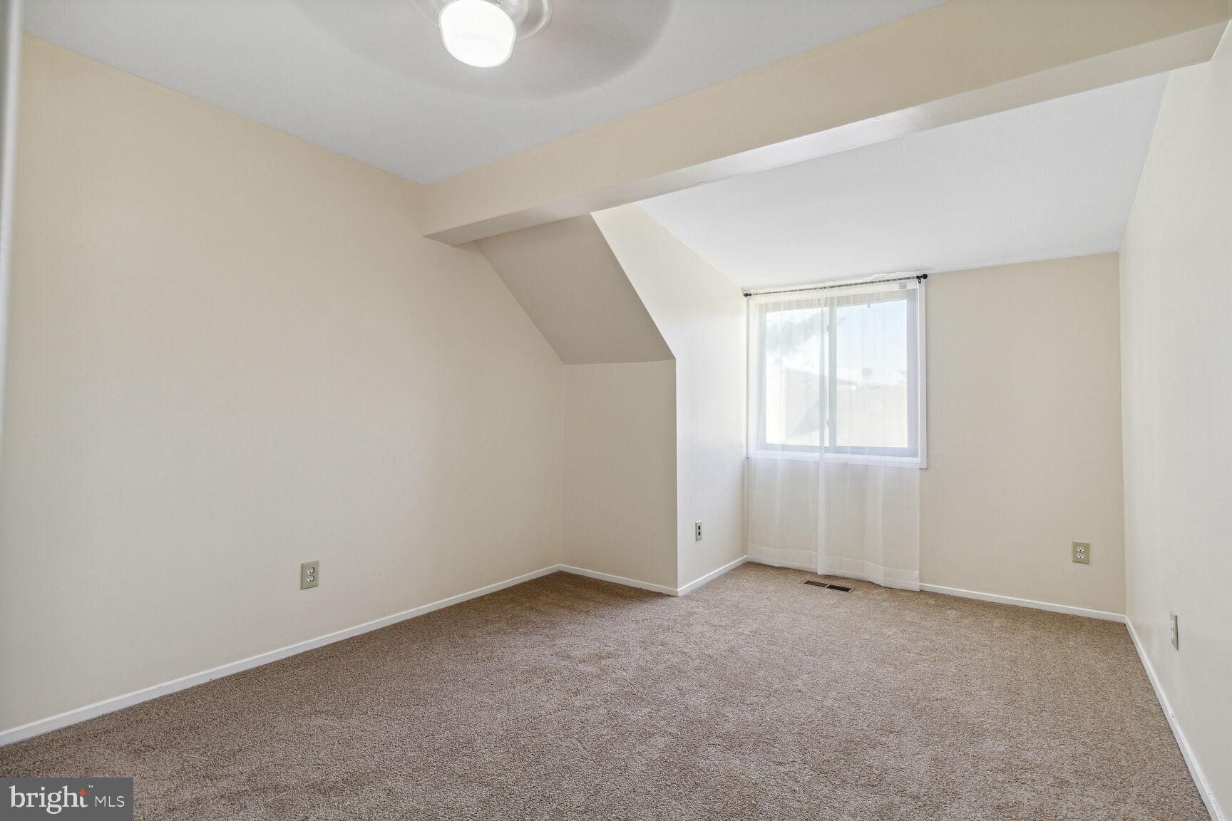 CLUBSIDE - Residential