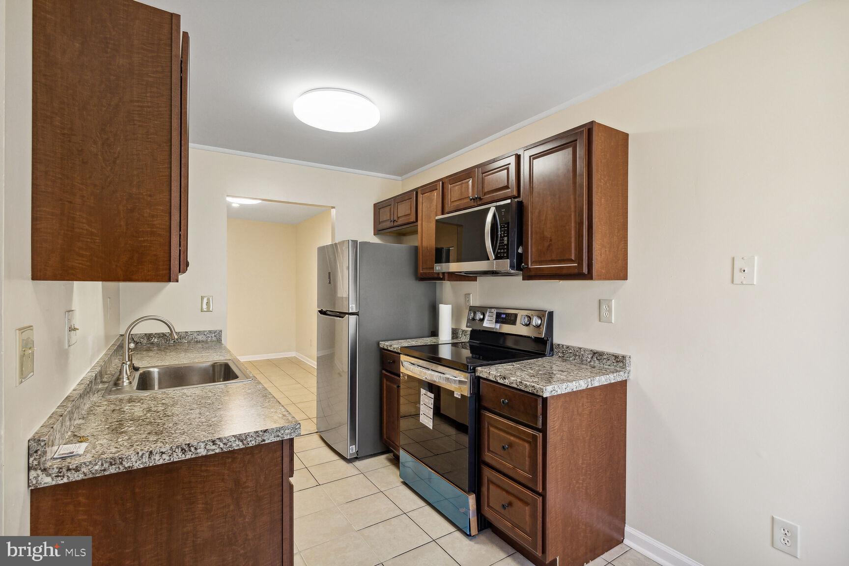 CLUBSIDE - Residential