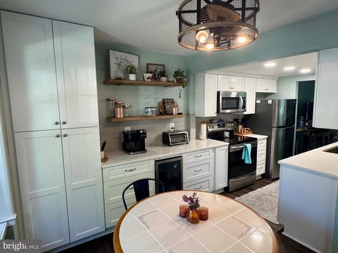 1820 ABERDEEN CIRCLE CROFTON MD 21114