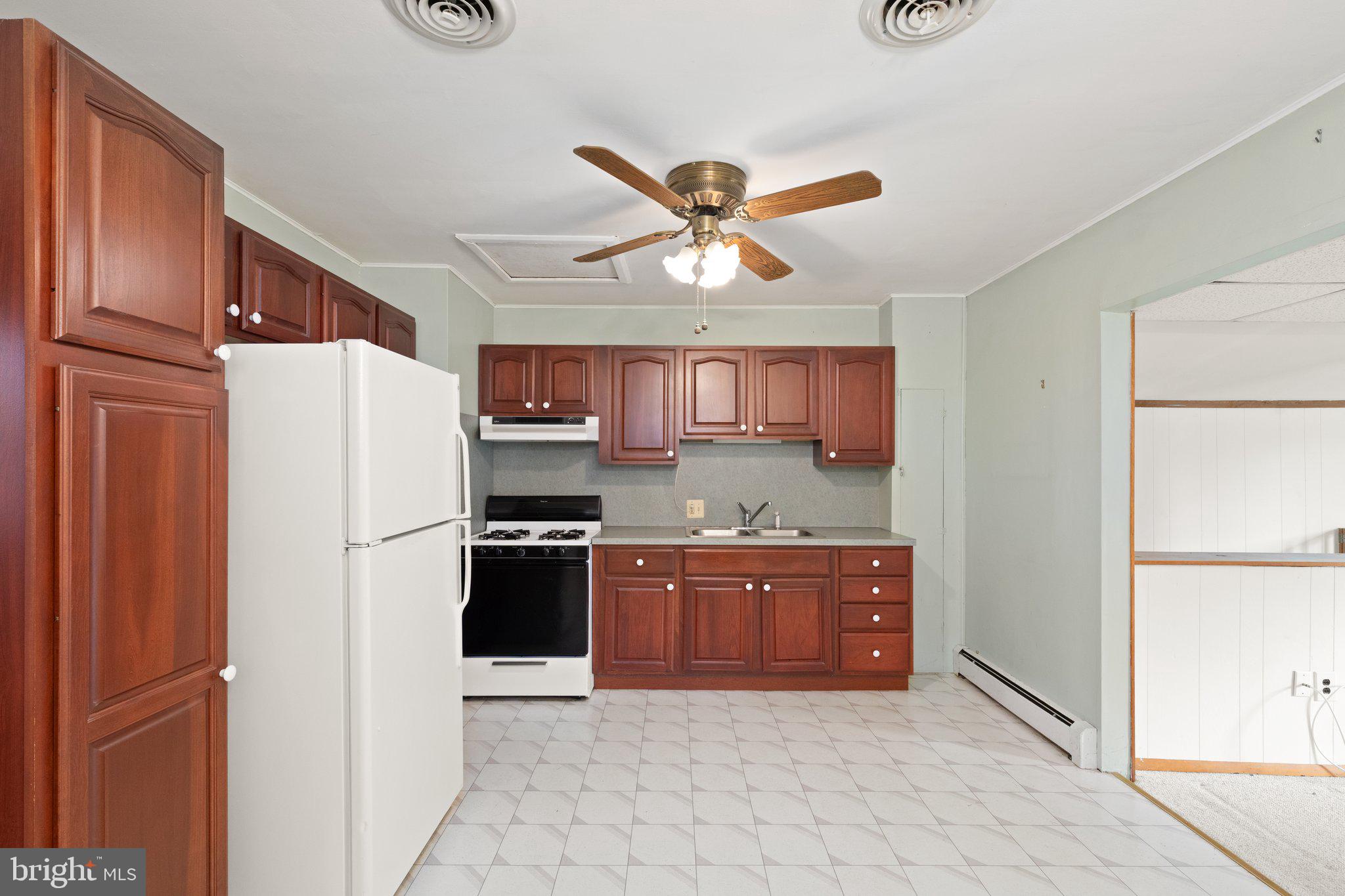 HOWARD PARK - Residential