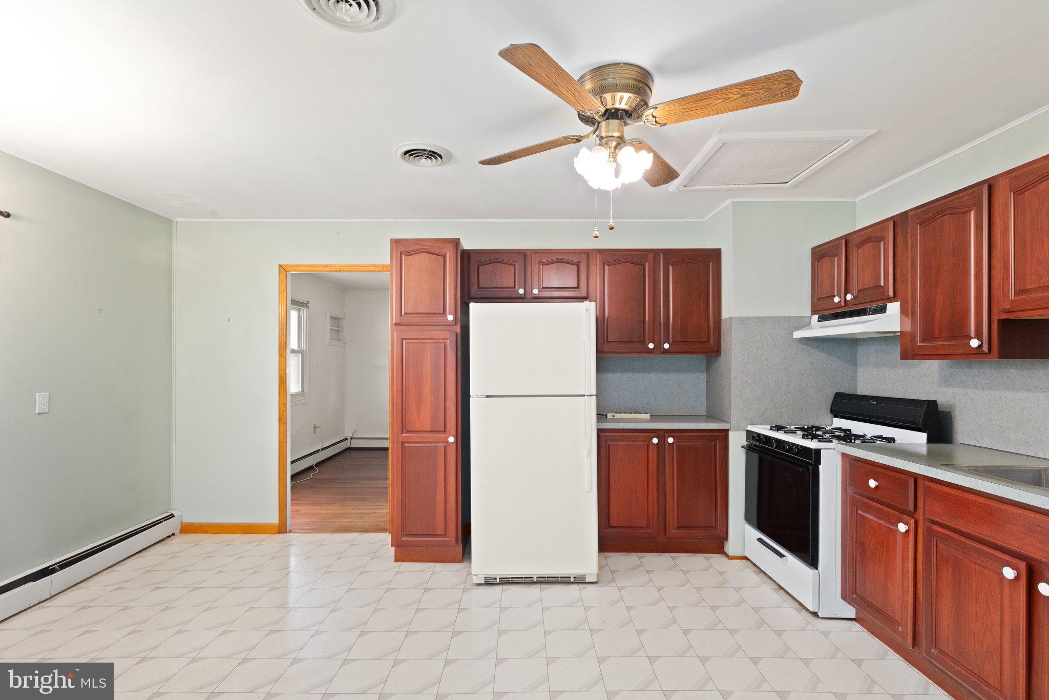 HOWARD PARK - Residential