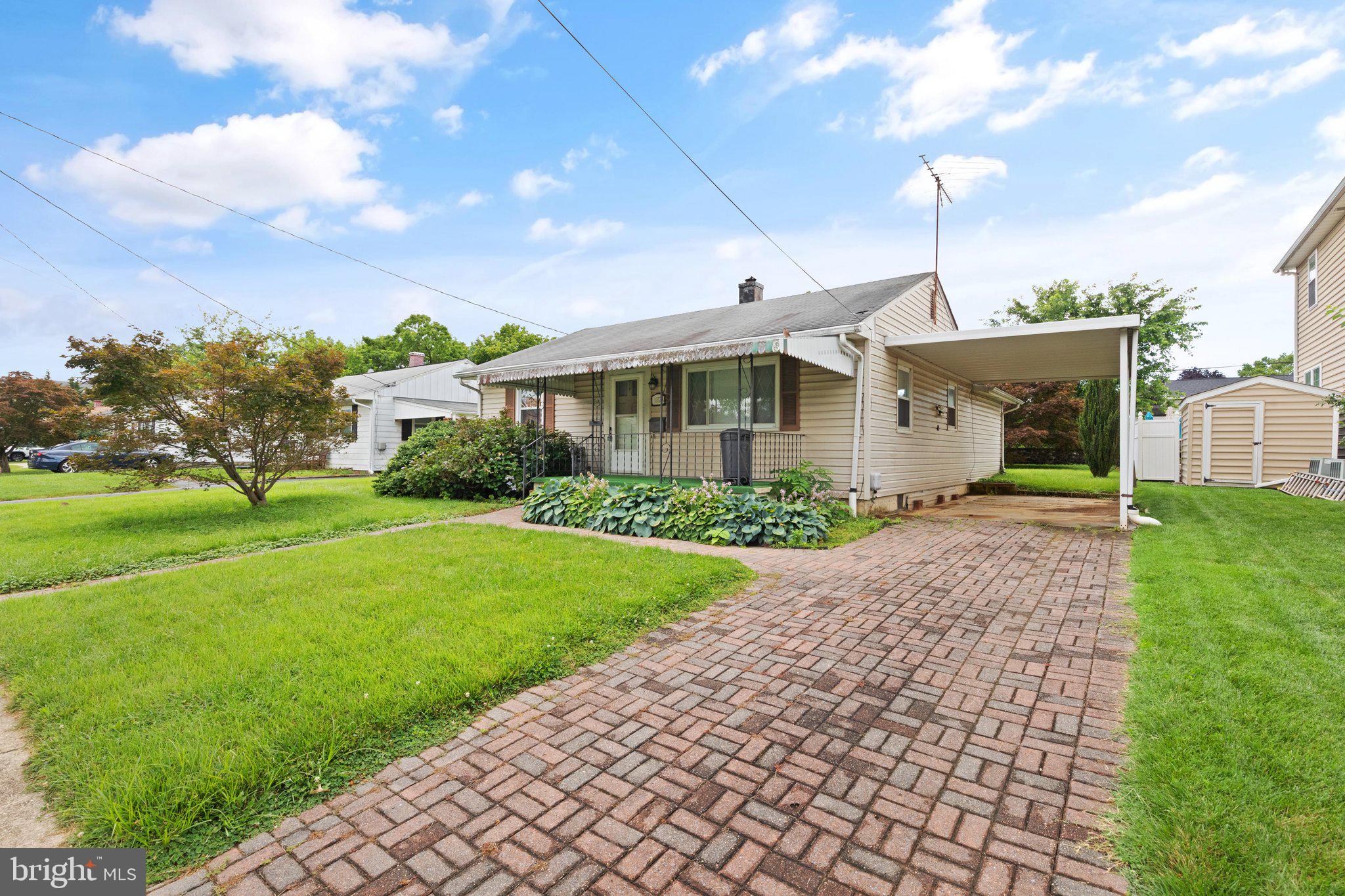 102 S ATWOOD ROAD